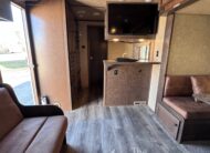 2023 LAKOTA CHARGER EDITION 4 HORSE GOOSENECK WITH 16′ LQ & SLIDE OUT! $69,900