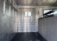 2019 ADAM 6/8 HORSE HEAD TO HEAD W/ AIR RIDE!! $59,900