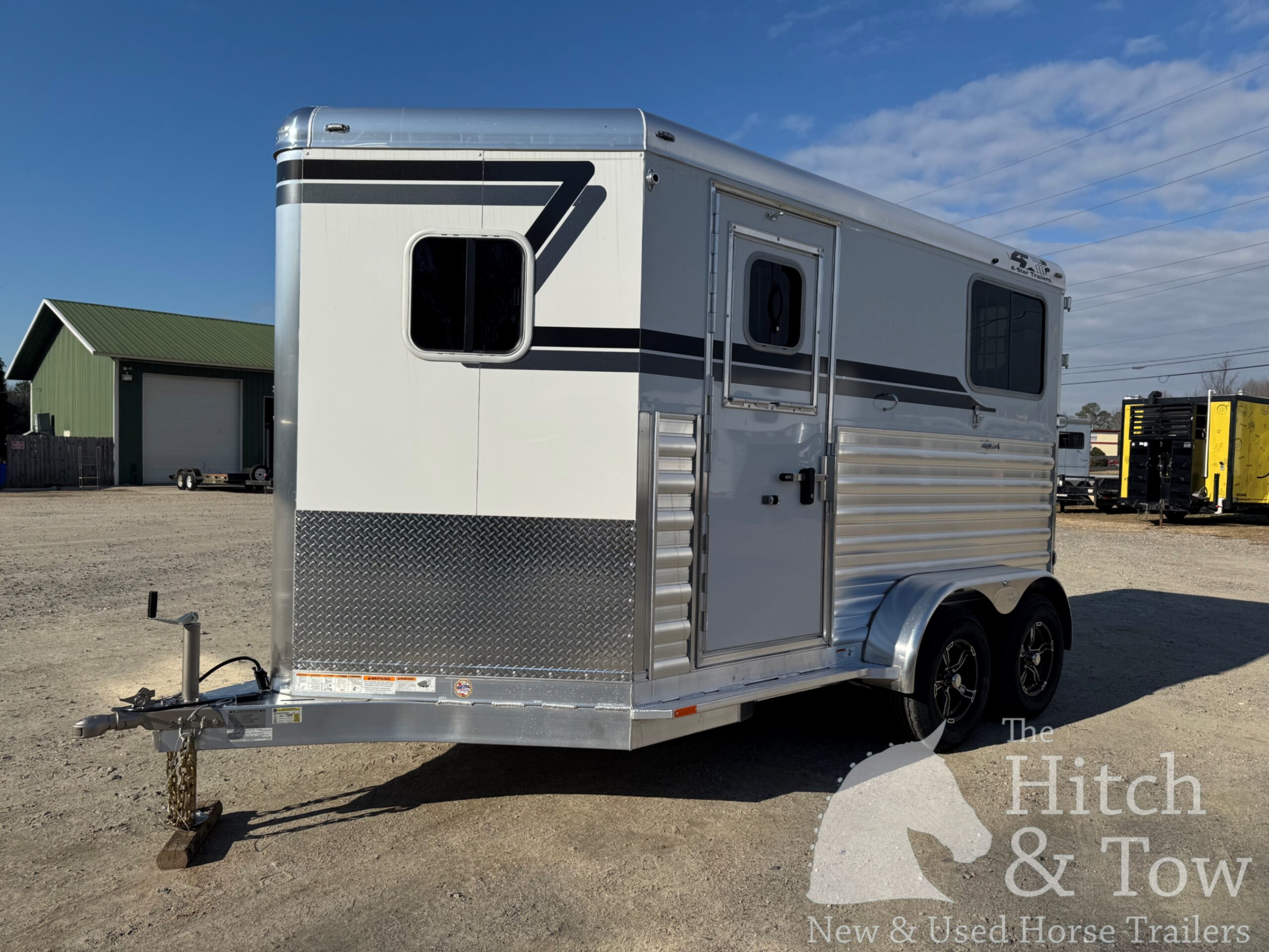 2026 4 STAR 2 HORSE STRAIGHT LOAD BUMPER PULL! $37,900