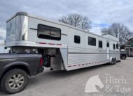 2019 ADAM 6/8 HORSE HEAD TO HEAD W/ AIR RIDE!! $59,900