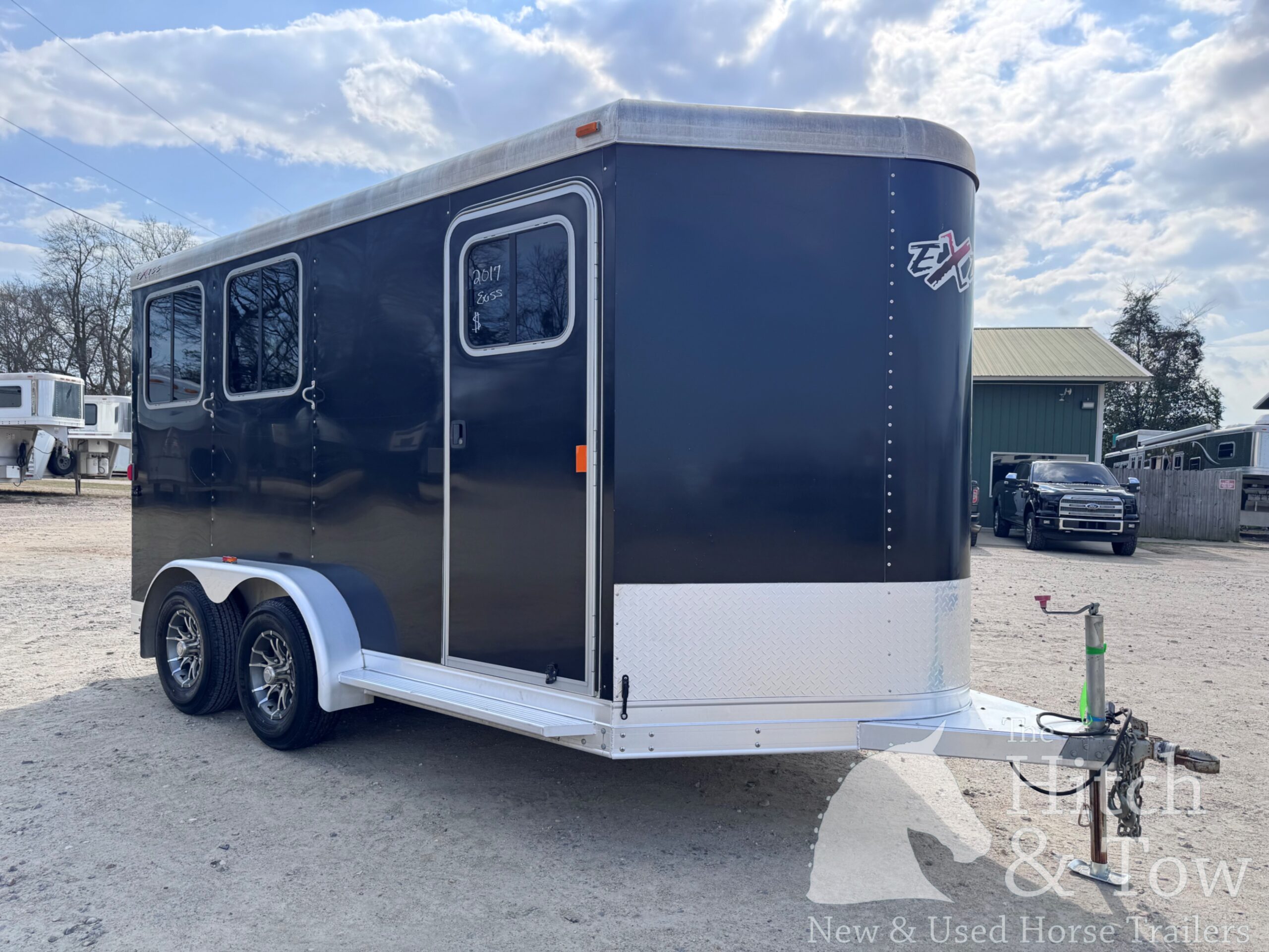 2017 EXISS 2 HORSE SLANT BUMPERPULL TRAILER $17,900