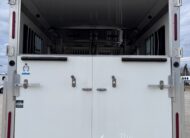 2019 ADAM 6/8 HORSE HEAD TO HEAD W/ AIR RIDE!! $59,900