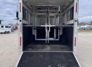 2019 ADAM 6/8 HORSE HEAD TO HEAD W/ AIR RIDE!! $59,900