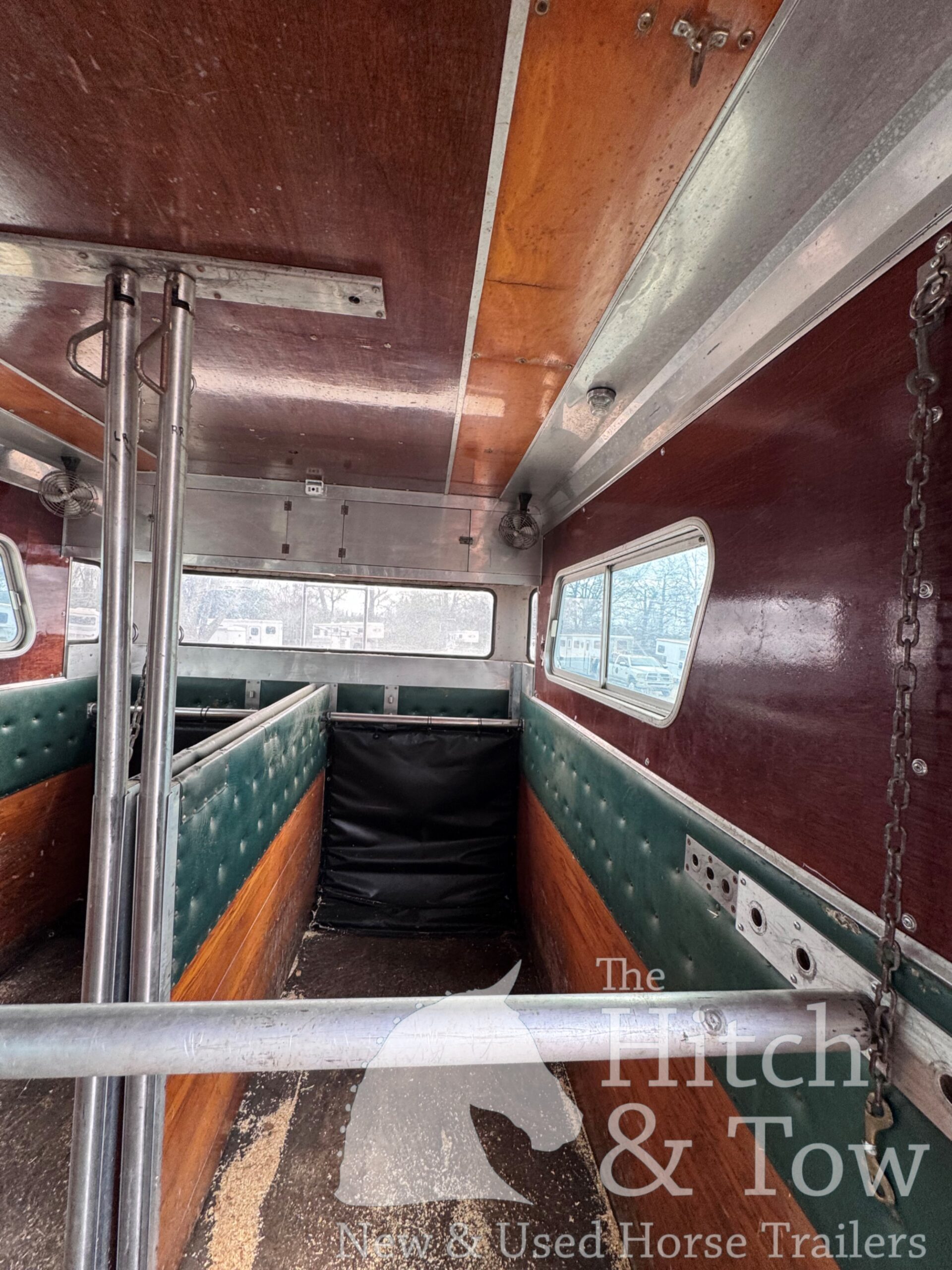 2004 FORD F750 6 HORSE HEAD TO HEAD HORSE VAN! $75,000