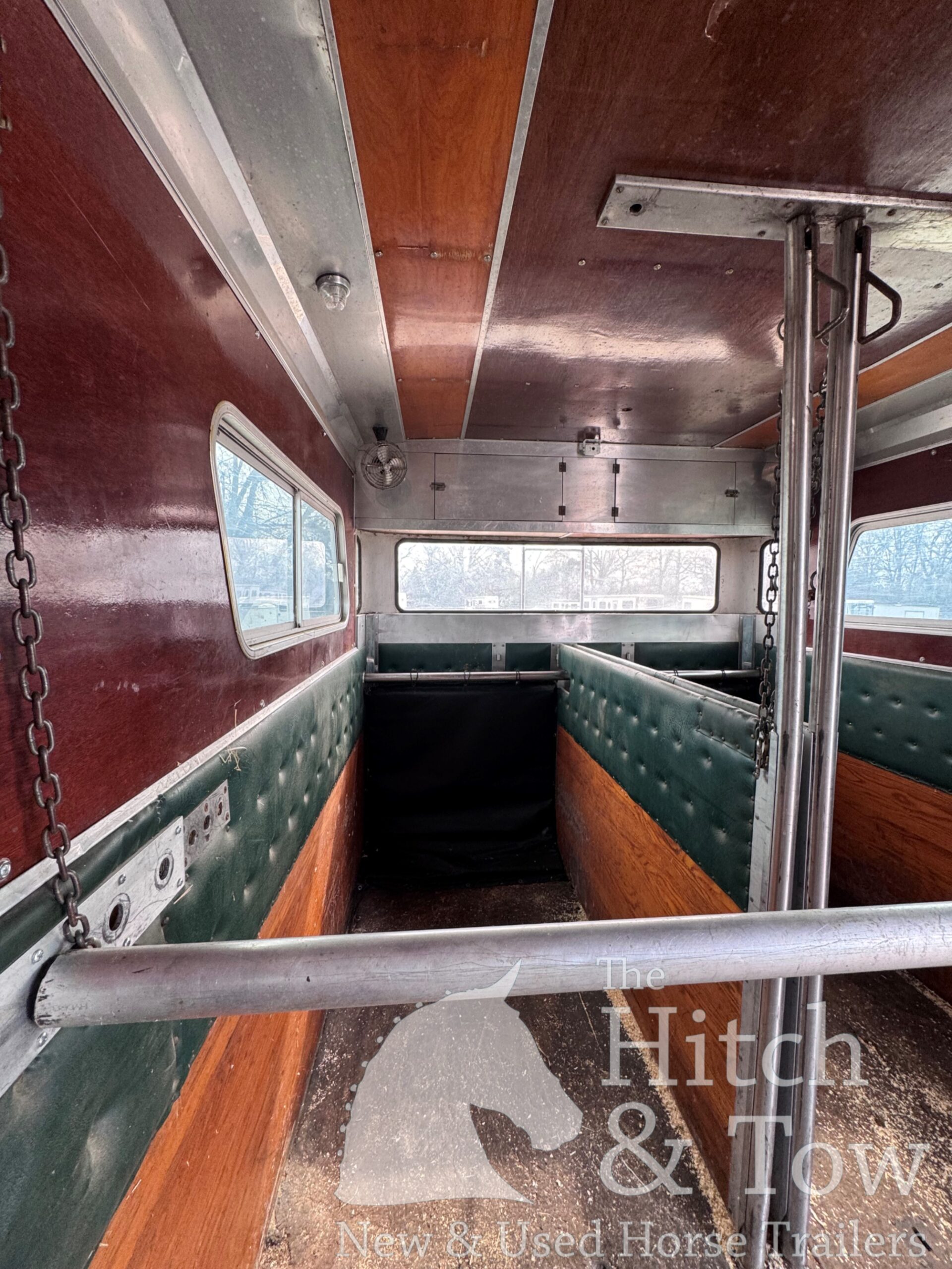 2004 FORD F750 6 HORSE HEAD TO HEAD HORSE VAN! $75,000