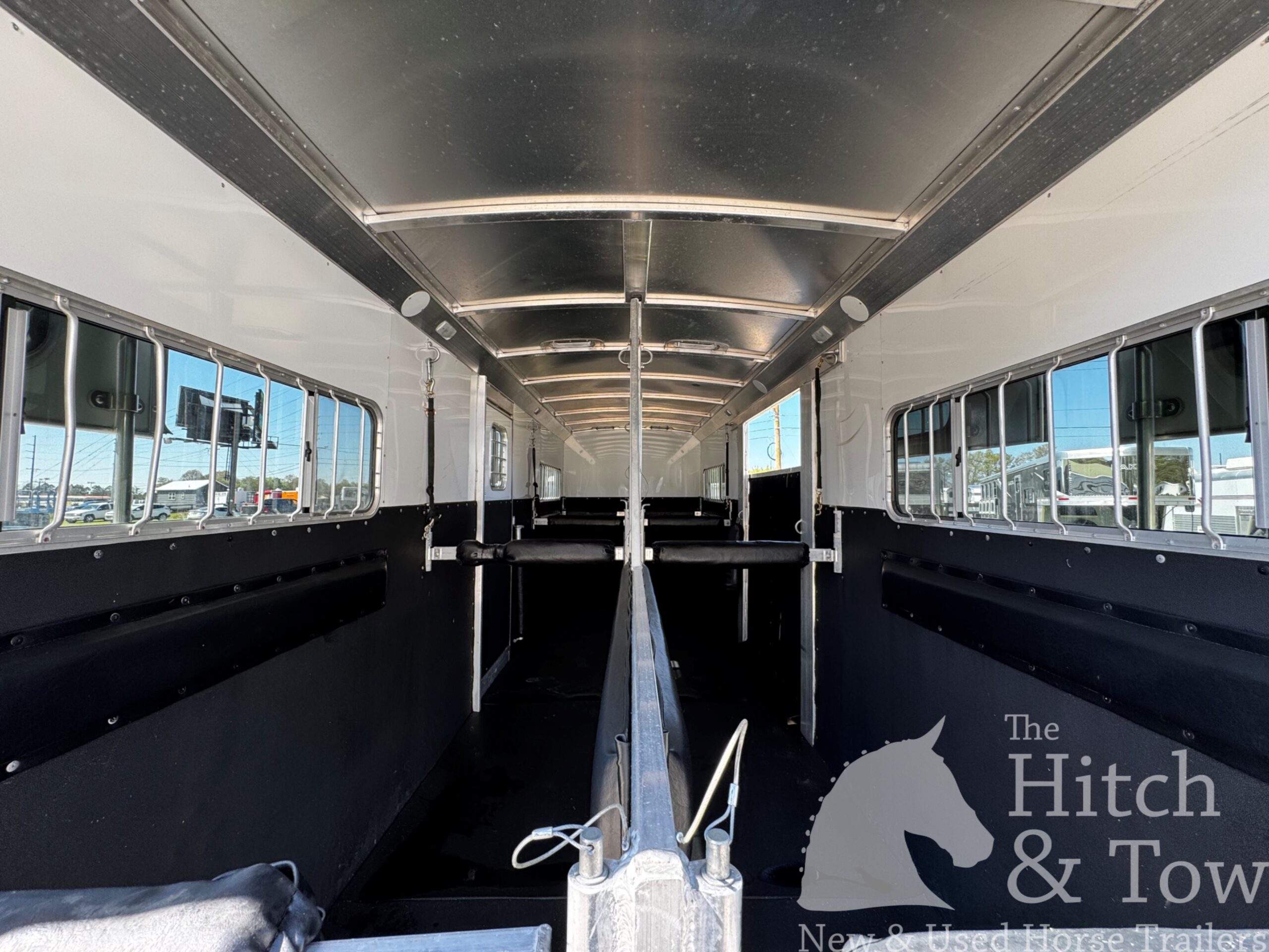 2021 4 STAR RUNABOUT 4 HORSE HEAD TO HEAD $45,900