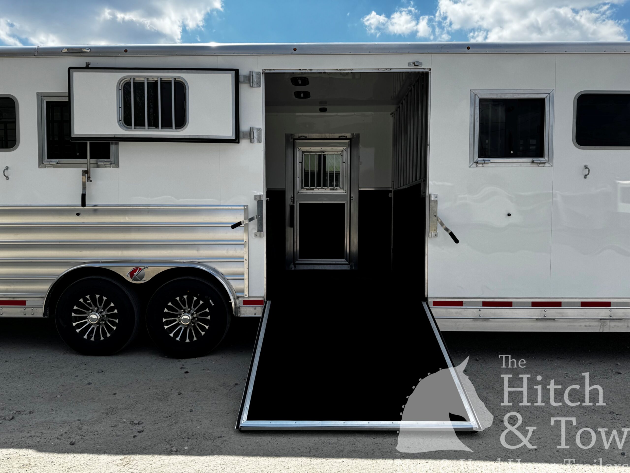 2026 KieferBilt Trailers 6-7 HORSE HEAD TO HEAD W/ MANY UPGRADES $79,900