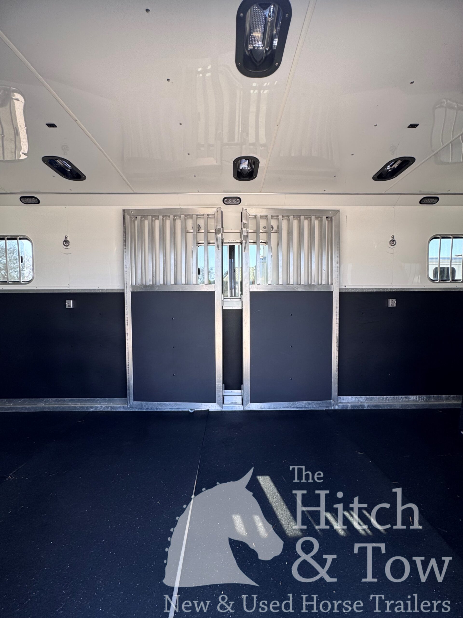 2019 SHADOW 4 HORSE HEAD TO HEAD W/ UPGRADES $36,900