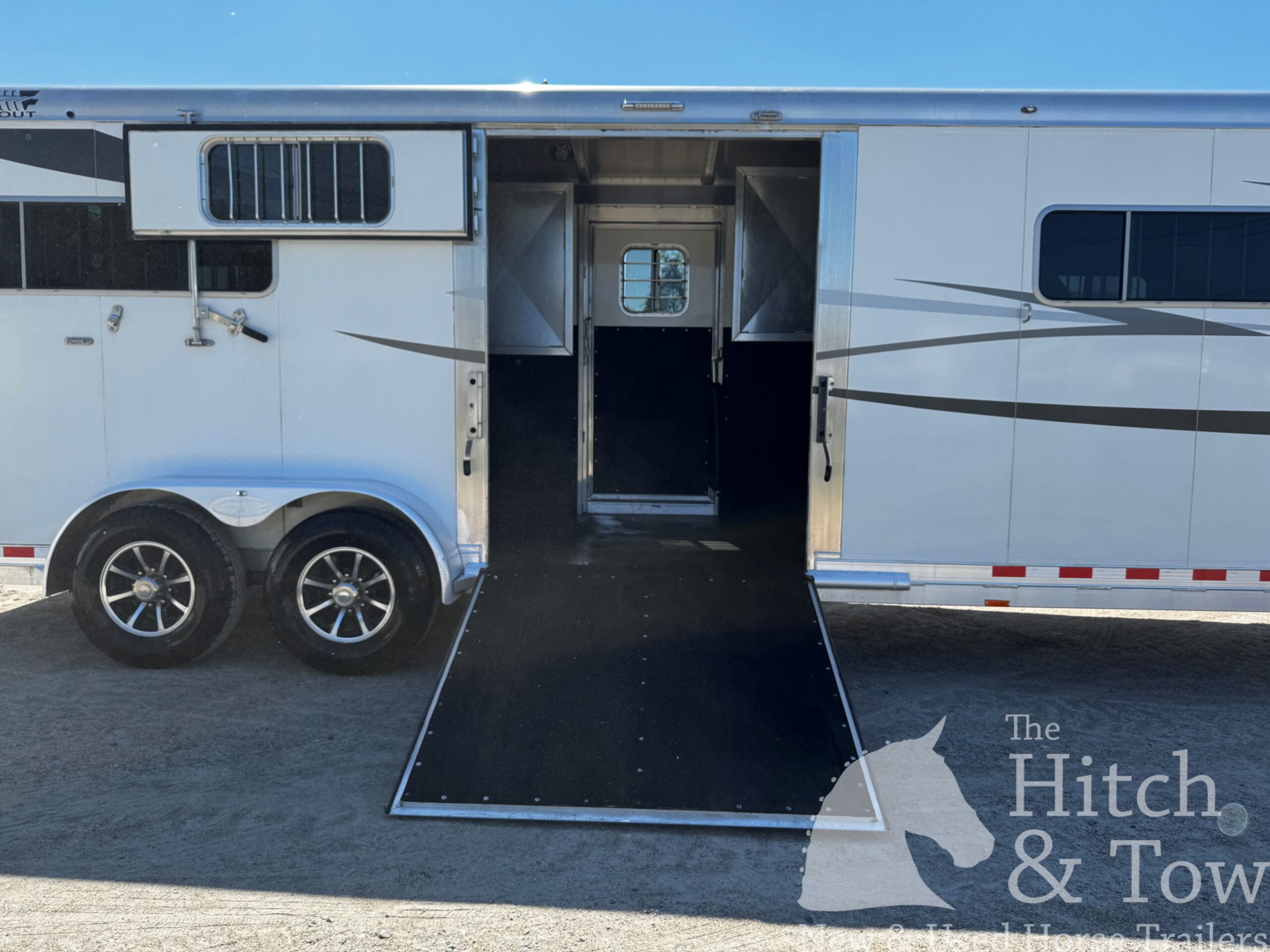 2021 4 STAR RUNABOUT 4 HORSE HEAD TO HEAD $45,900