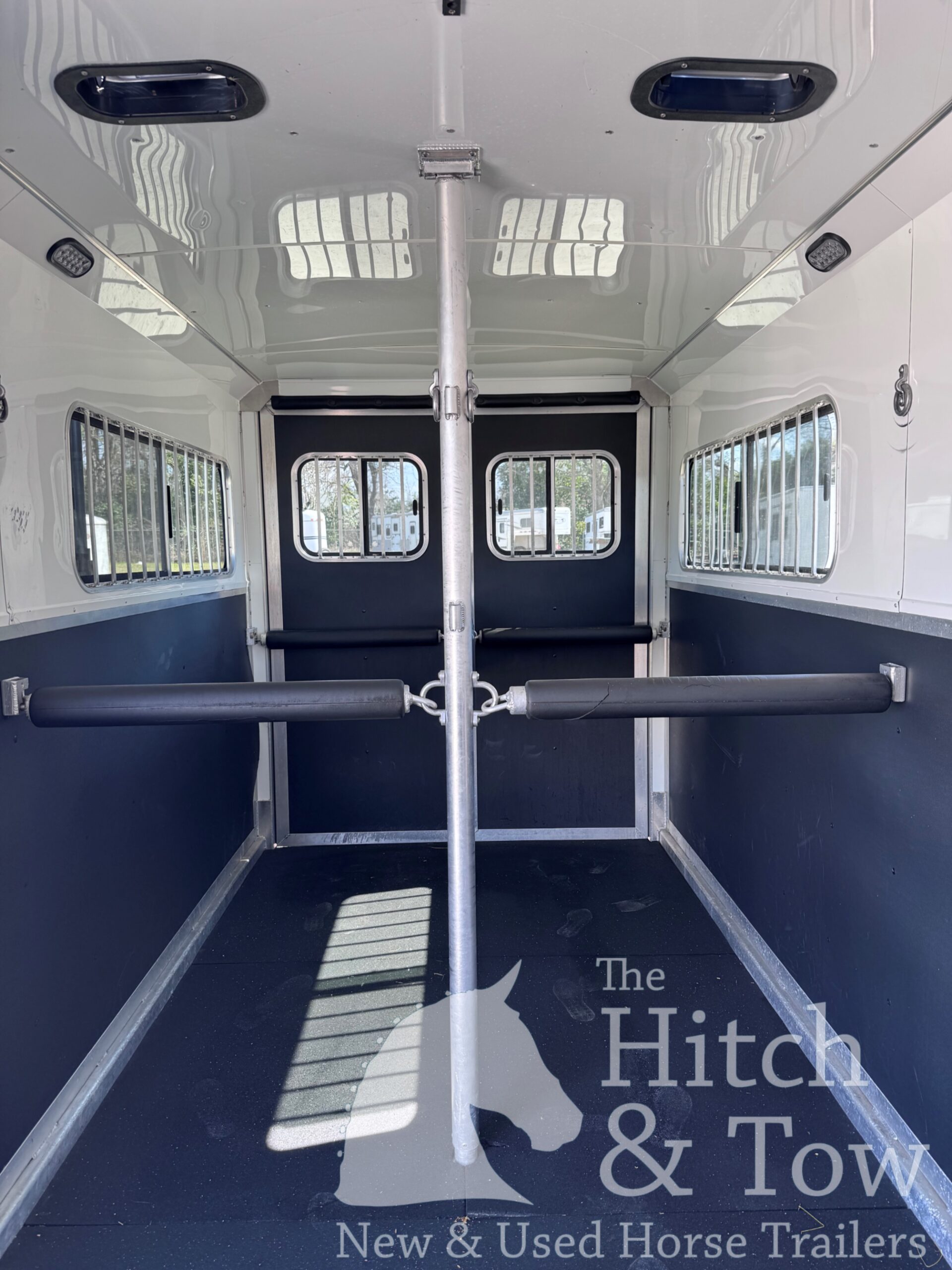 2019 SHADOW 4 HORSE HEAD TO HEAD W/ UPGRADES $36,900