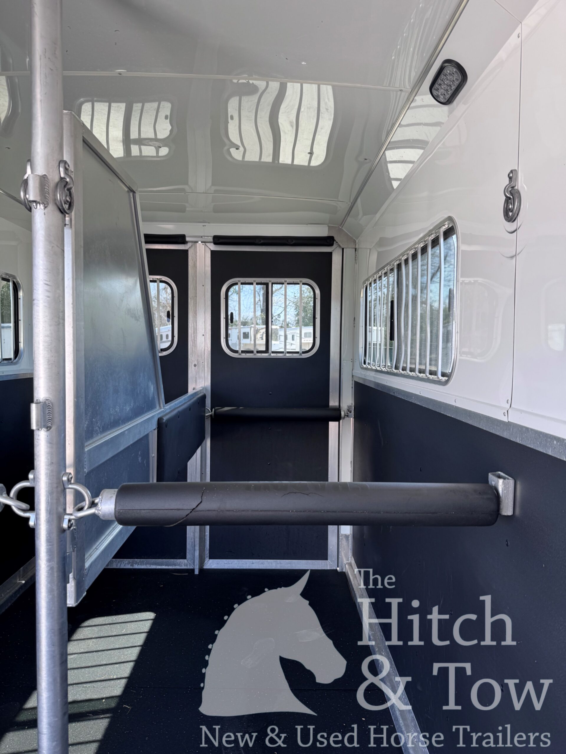 2019 SHADOW 4 HORSE HEAD TO HEAD W/ UPGRADES $36,900