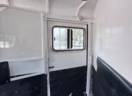 2019 Bee 4 HORSE SLANT LOAD GOOSENECK w/ DRESSING ROOM! $15,500