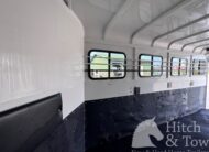 2019 Bee 4 HORSE SLANT LOAD GOOSENECK w/ DRESSING ROOM! $15,500