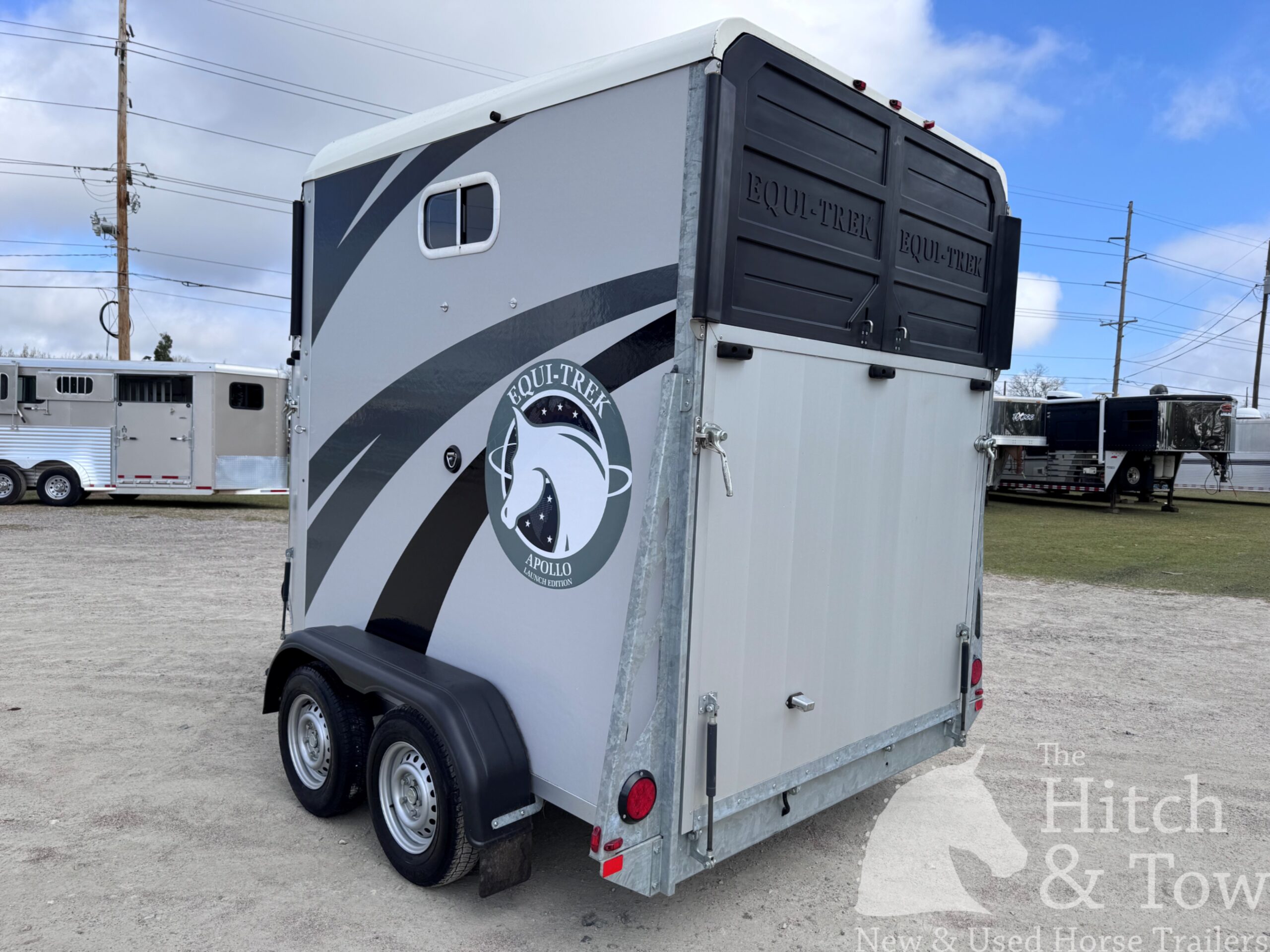 2022 MODEL EQUI-TREK 2 HORSE W/ SIDE RAMP! $13,900