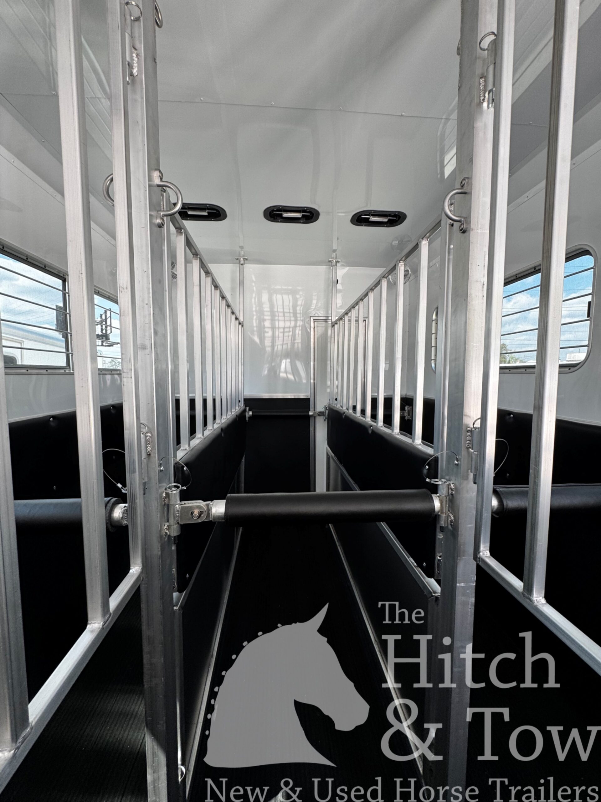 2026 KieferBilt Trailers 6-7 HORSE HEAD TO HEAD W/ MANY UPGRADES $79,900