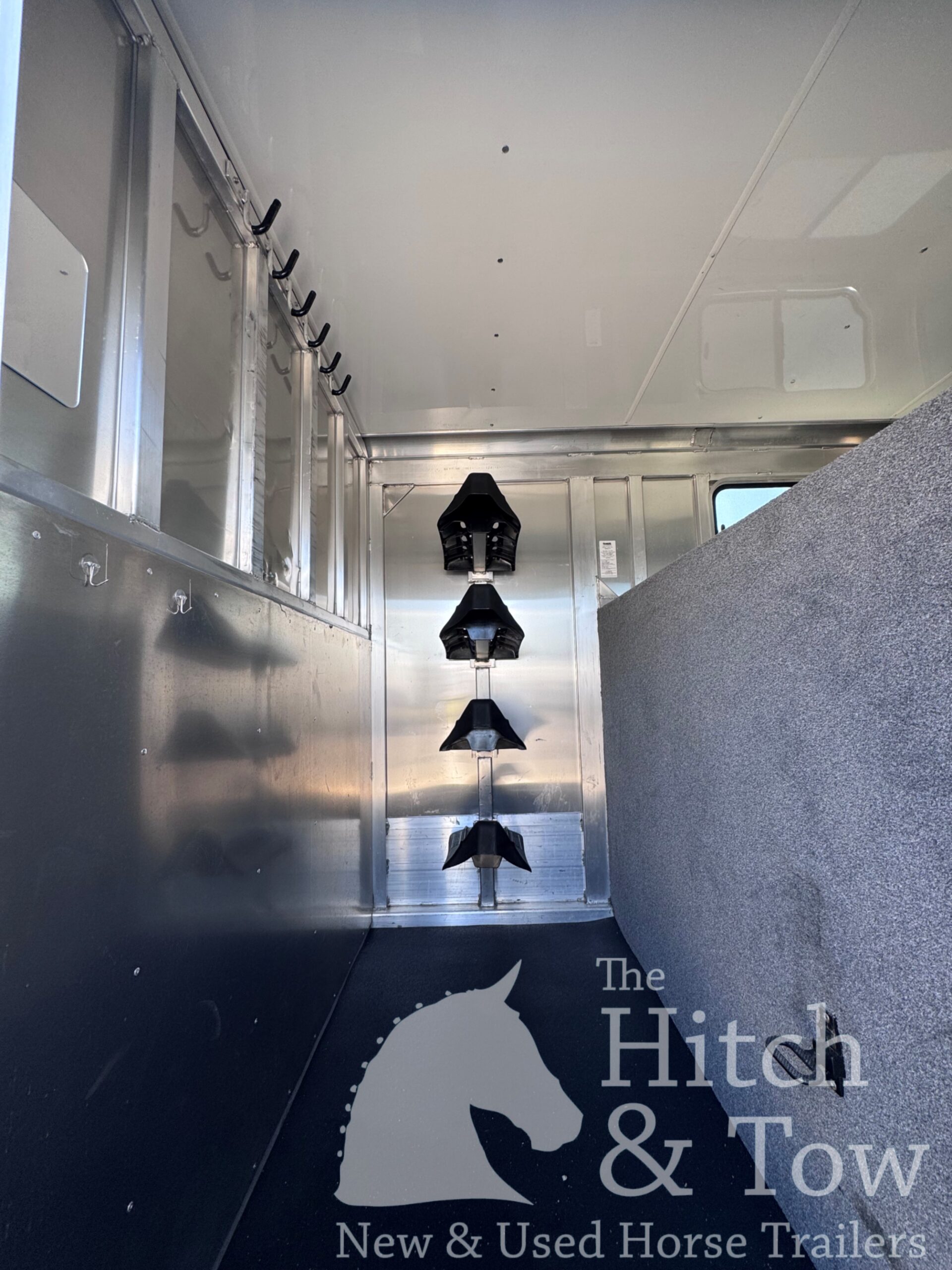 2019 SHADOW 4 HORSE HEAD TO HEAD W/ UPGRADES $36,900