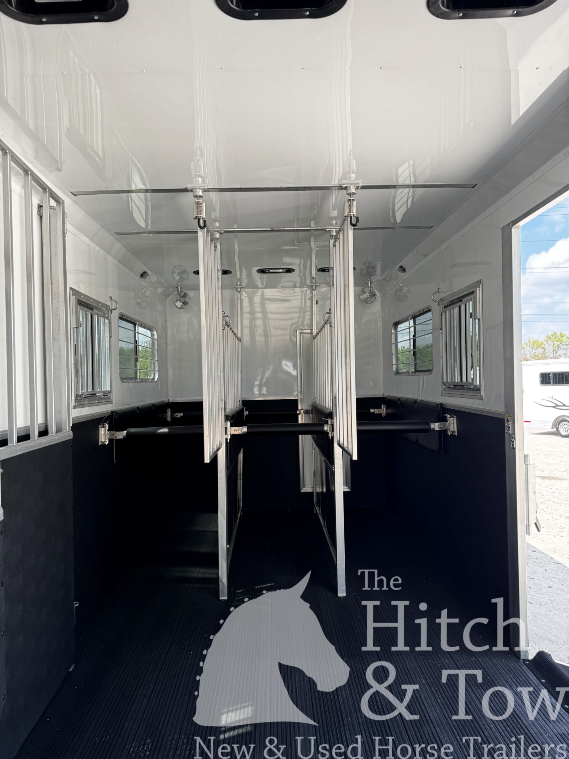 2026 KieferBilt Trailers 6-7 HORSE HEAD TO HEAD W/ MANY UPGRADES $79,900