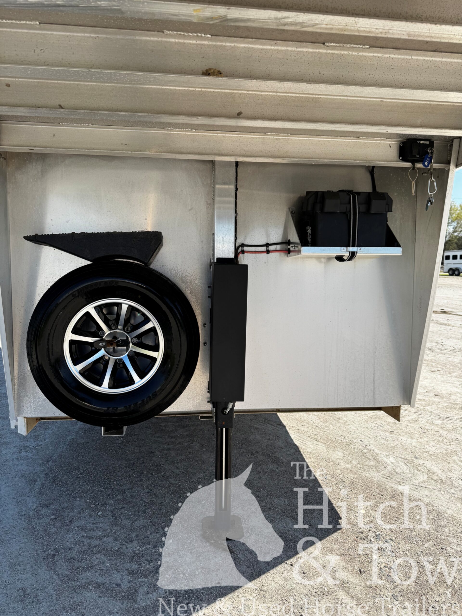 2021 4 STAR RUNABOUT 4 HORSE HEAD TO HEAD $45,900