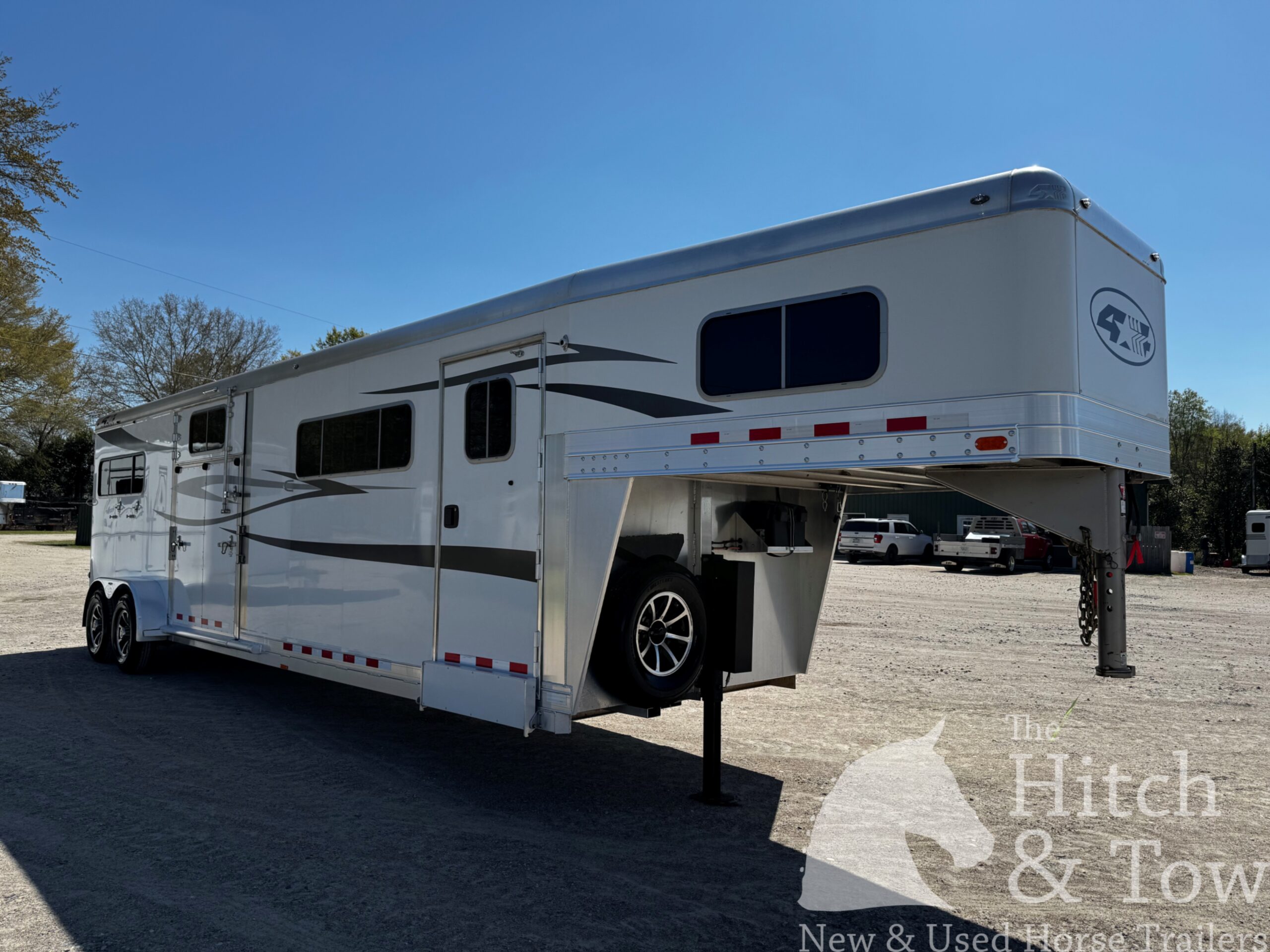 2021 4 STAR RUNABOUT 4 HORSE HEAD TO HEAD $45,900