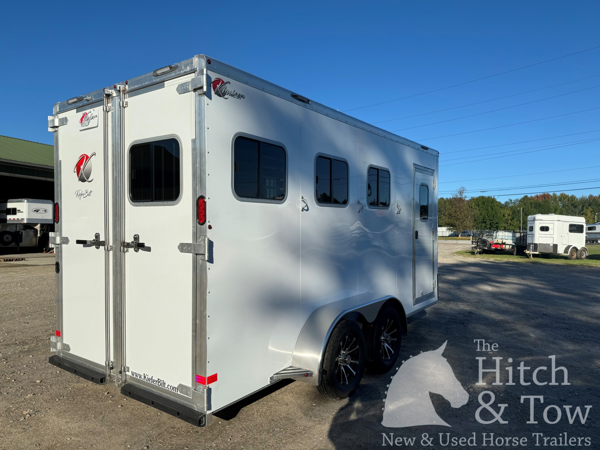 2026 KIEFERBILT 3 HORSE SLANT BUMPER PULL W/ DRESSING ROOM $25,500