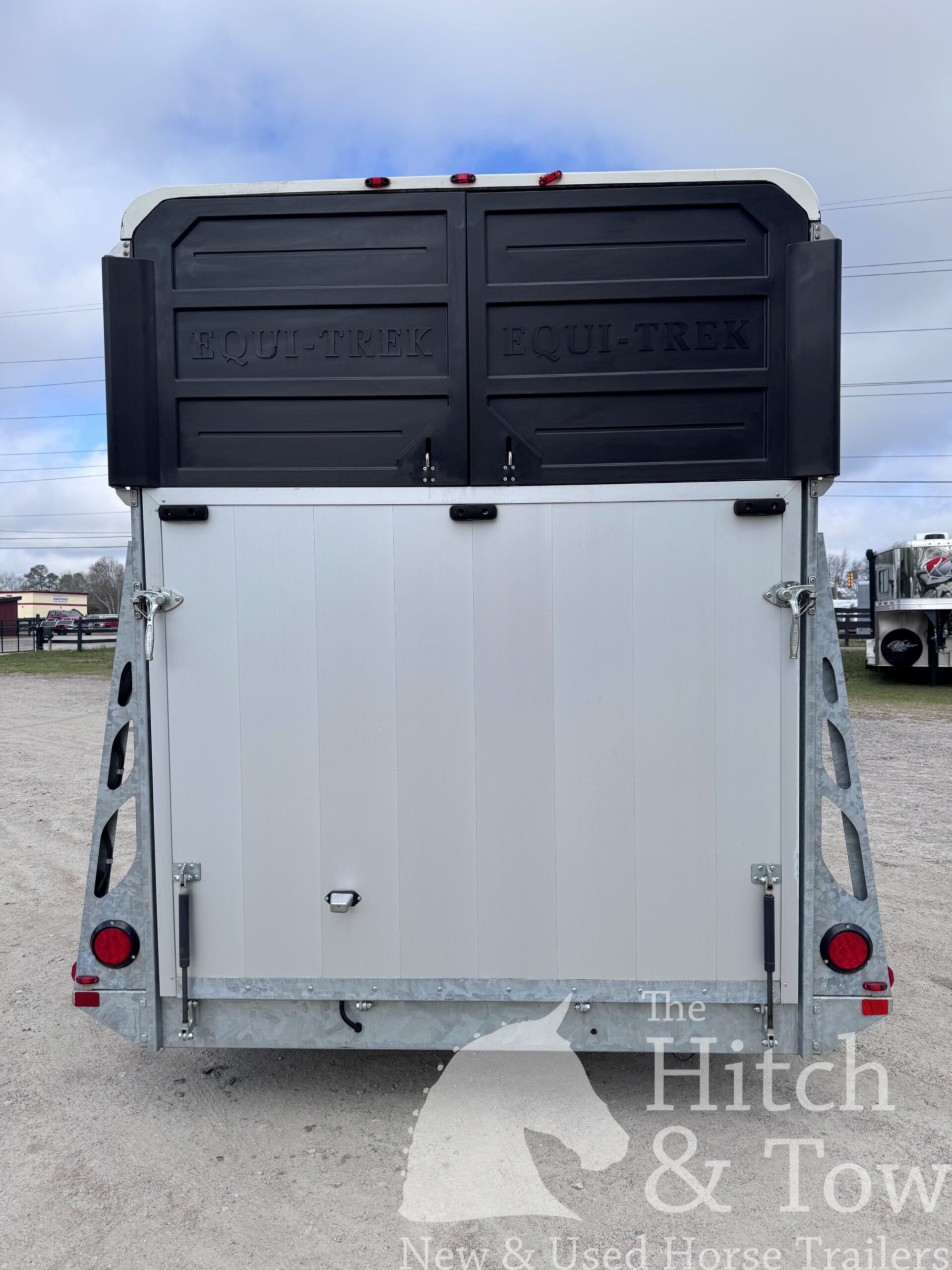 2022 MODEL EQUI-TREK 2 HORSE W/ SIDE RAMP! $13,900