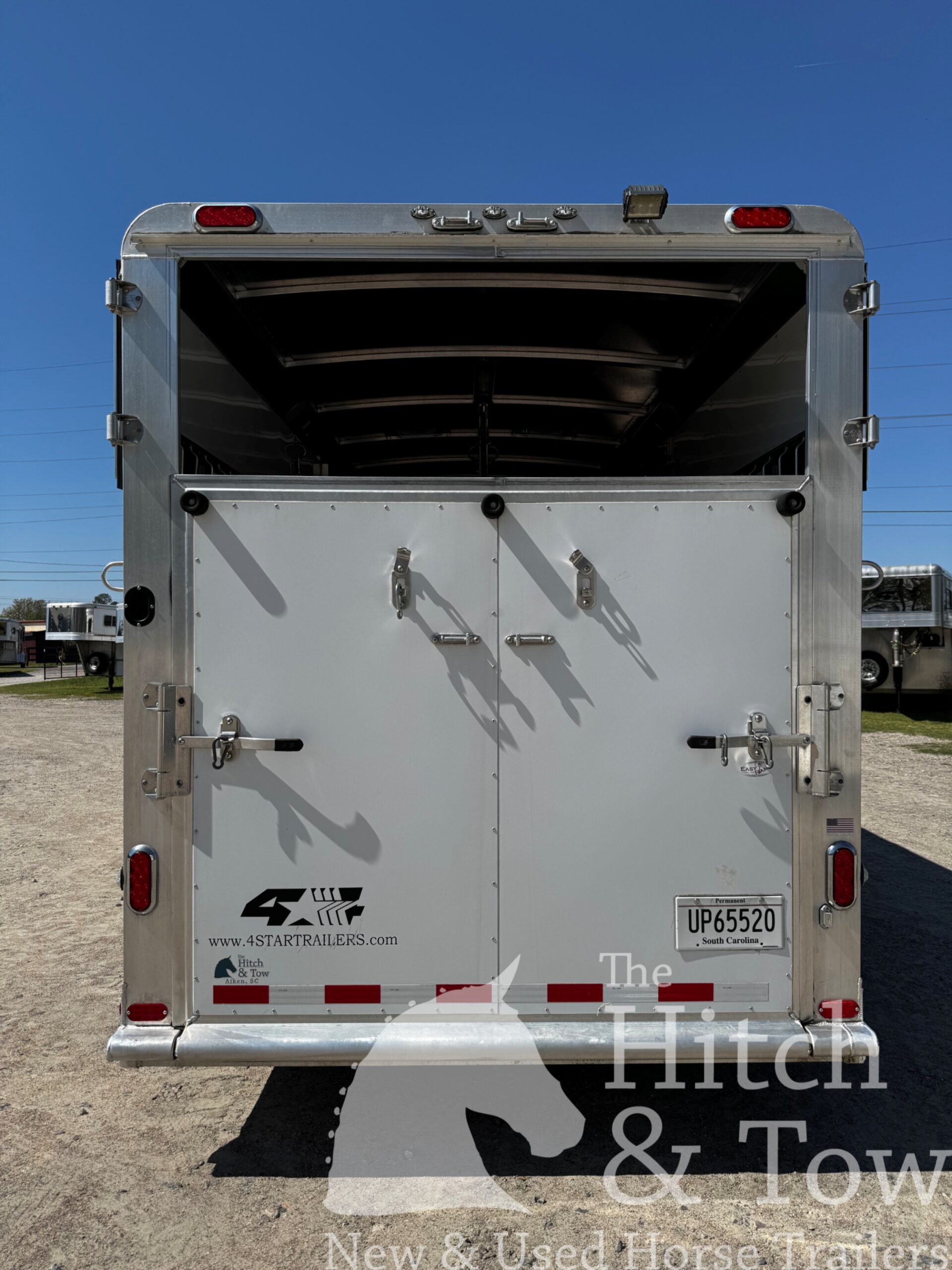 2021 4 STAR RUNABOUT 4 HORSE HEAD TO HEAD $45,900