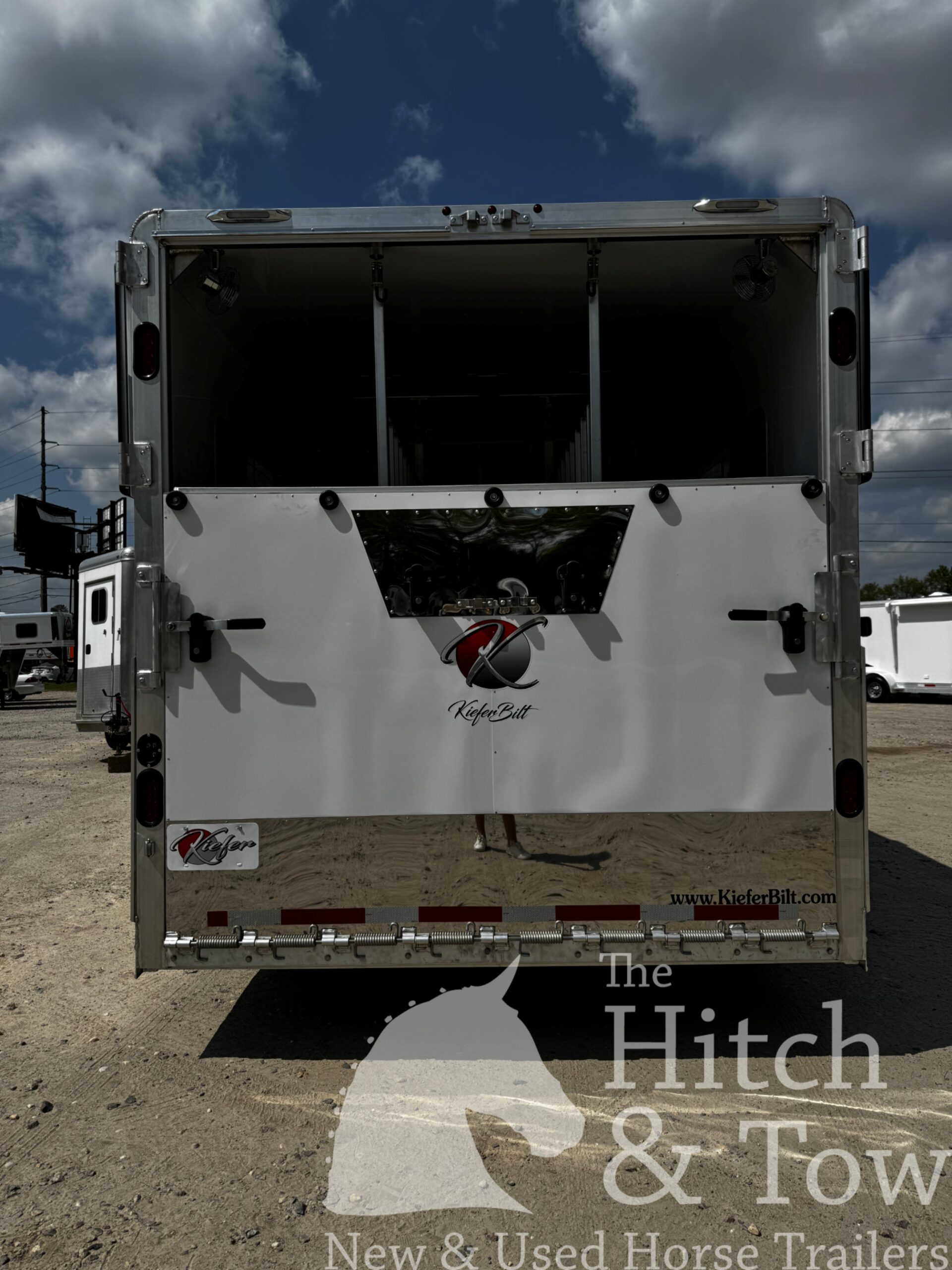 2026 KieferBilt Trailers 6-7 HORSE HEAD TO HEAD W/ MANY UPGRADES $79,900