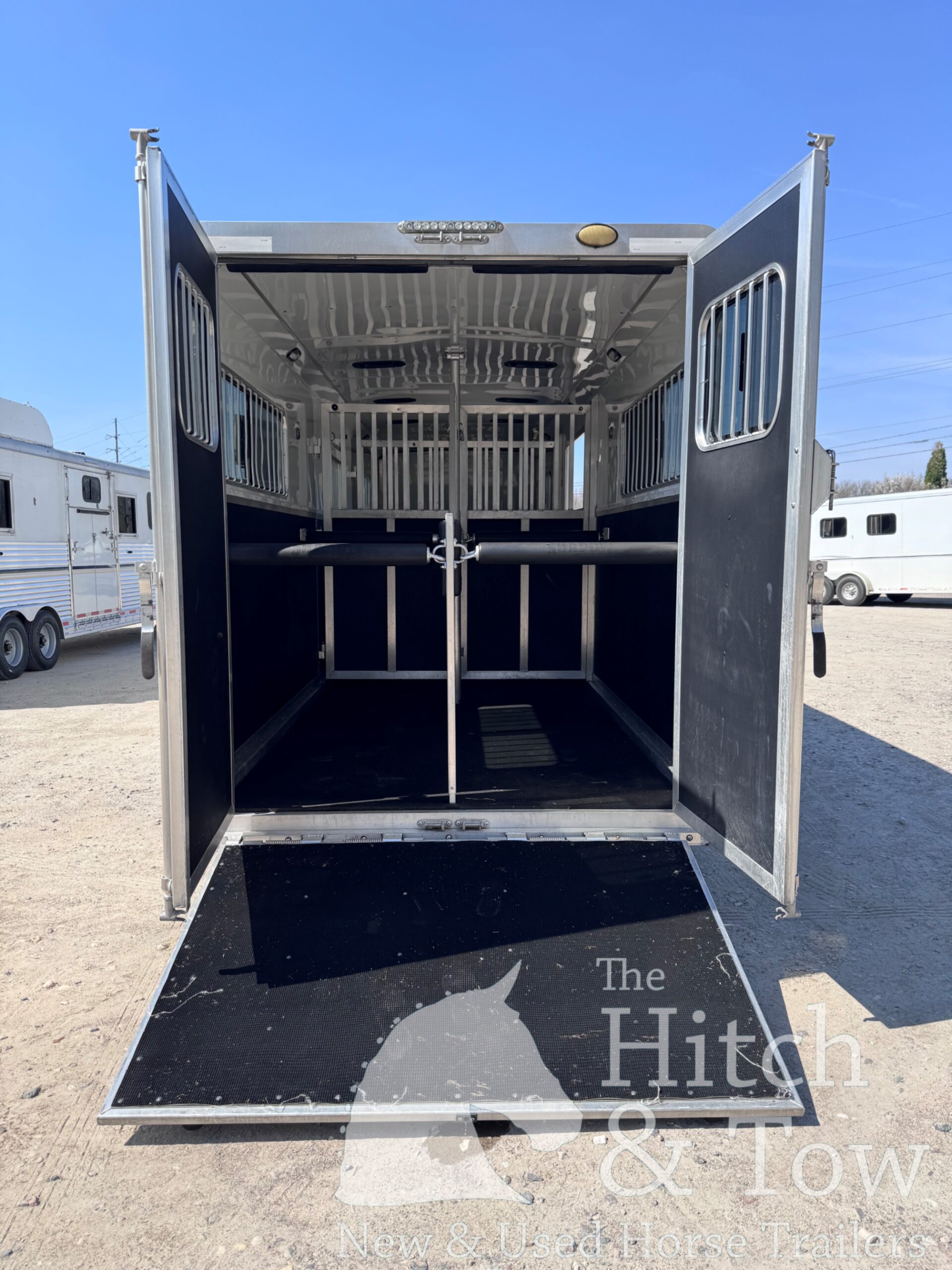 2019 SHADOW 4 HORSE HEAD TO HEAD W/ UPGRADES $36,900