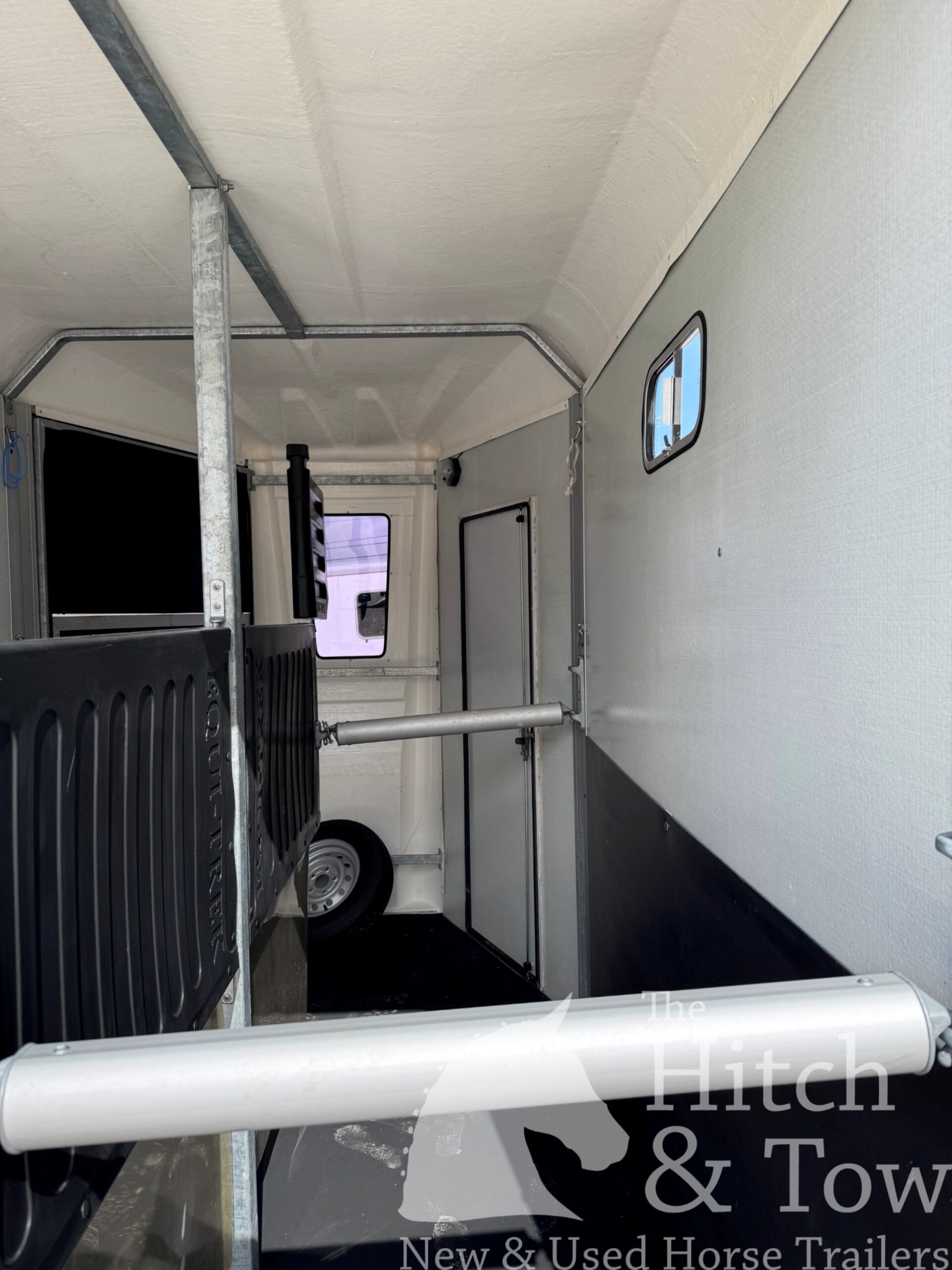 2022 MODEL EQUI-TREK 2 HORSE W/ SIDE RAMP! $13,900