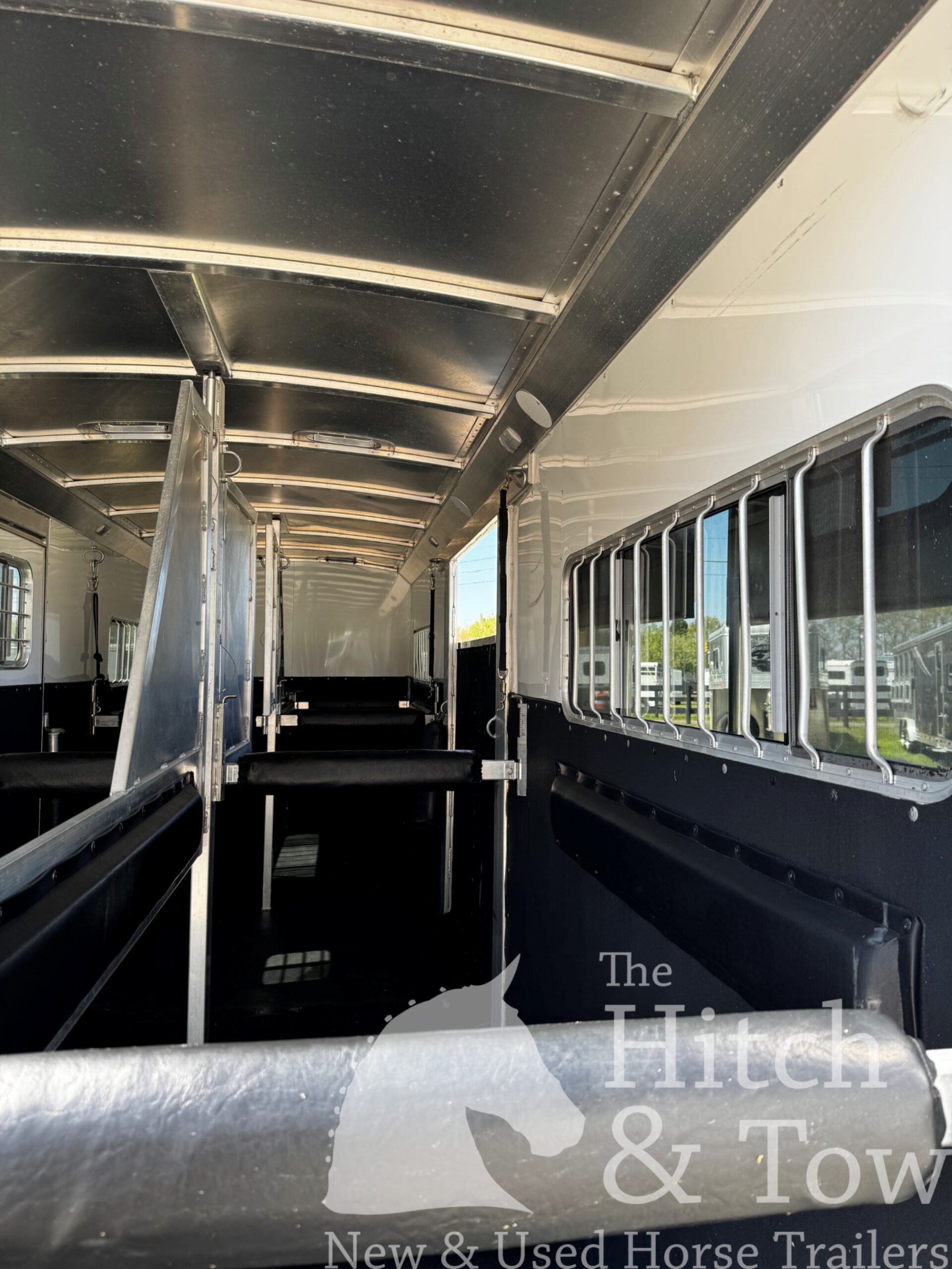 2021 4 STAR RUNABOUT 4 HORSE HEAD TO HEAD $45,900