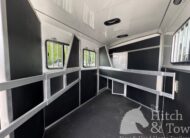 2022 SHADOW 3 HORSE SLANT LOAD LIVING QUARTERS TRAILER W/ UPGRADES! $39,000