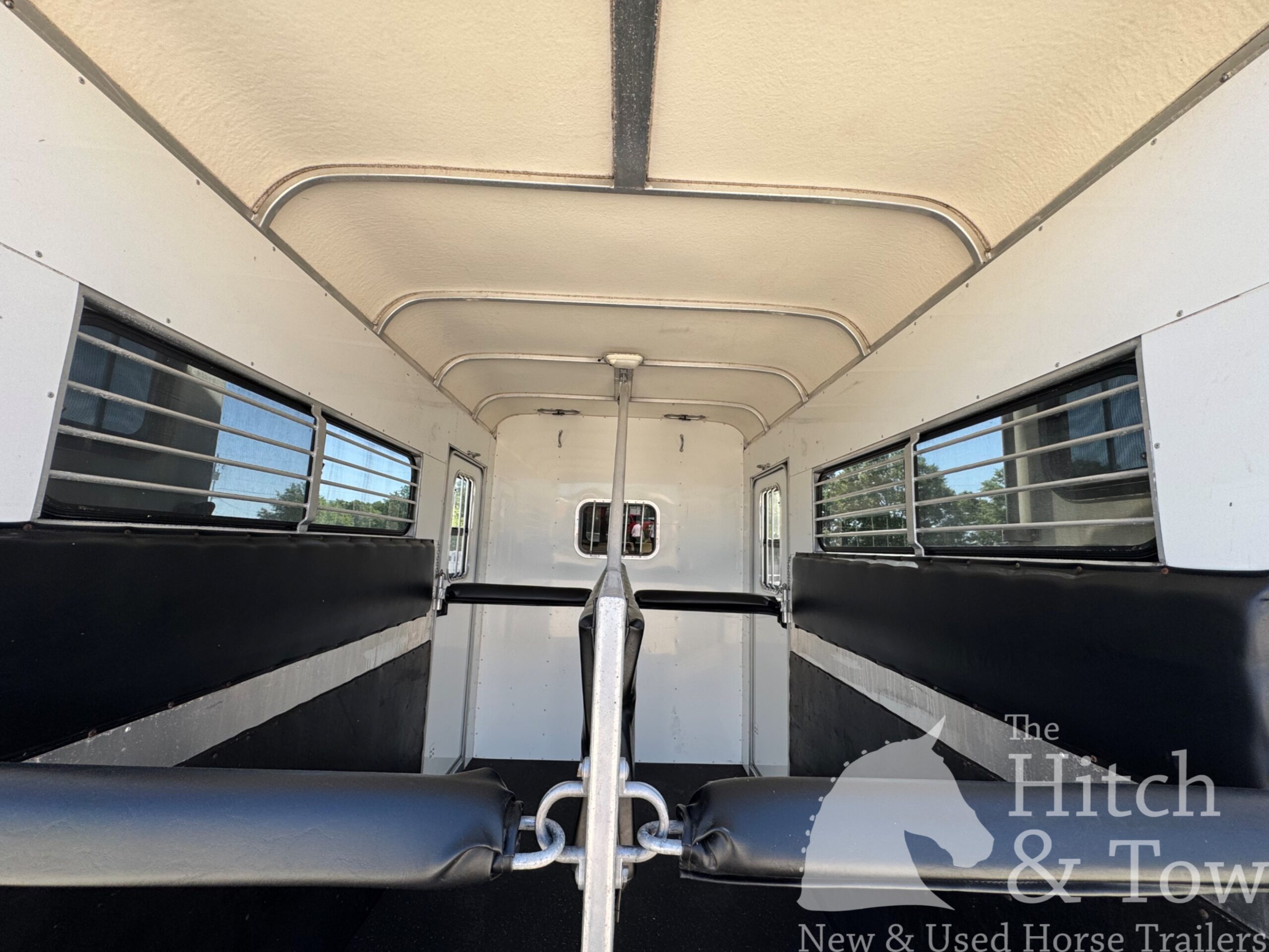 2014 GORE 2 HORSE BUMPER PULL $12,900