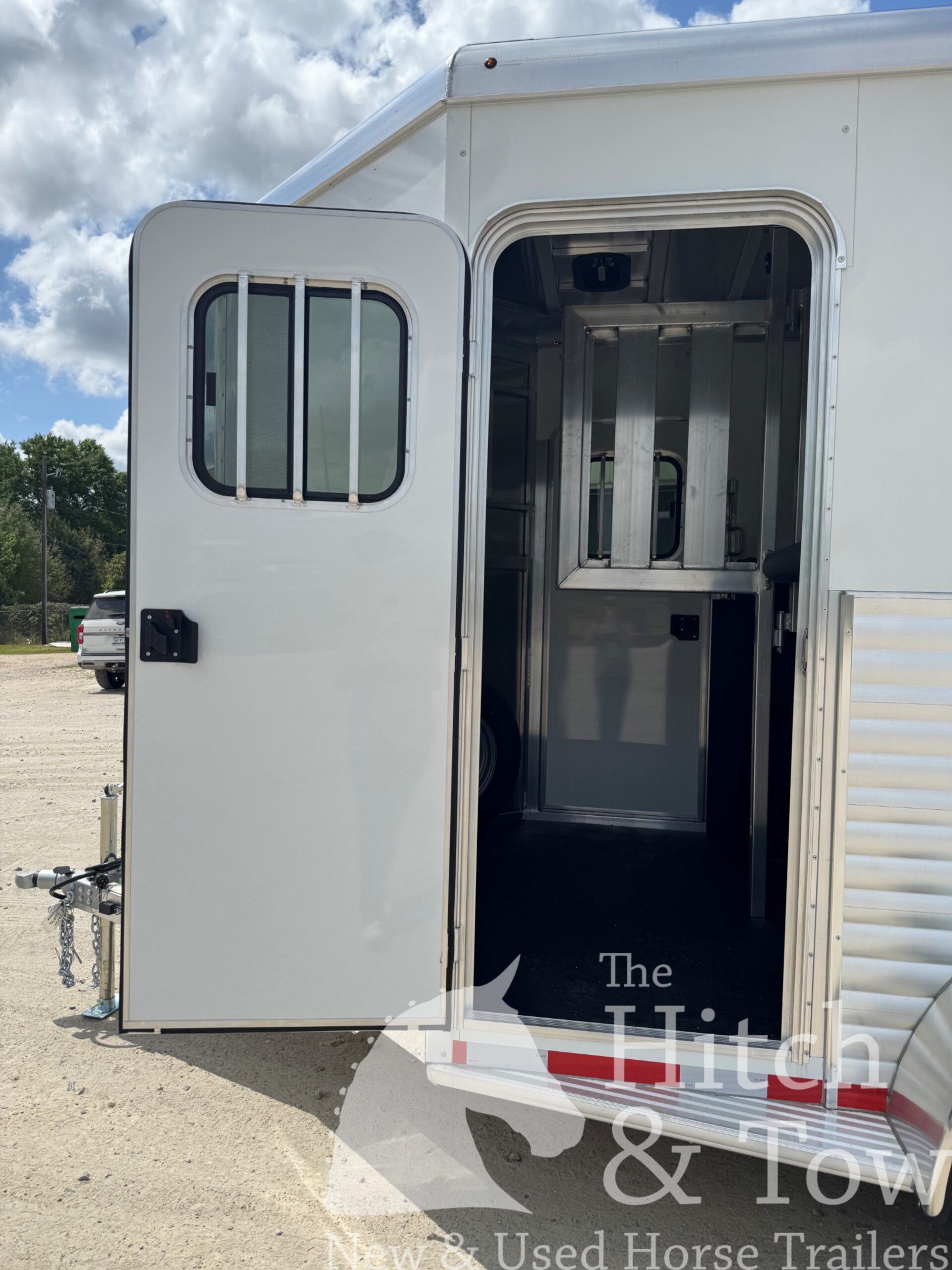 2026 ADAM JULITE 2 HORSE BUMPER PULL NO DRESSING ROOM $15,900