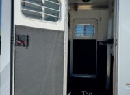 TOP OF THE LINE 2010 Eby 2 Horse Straight Load Bumper Pull $19,500