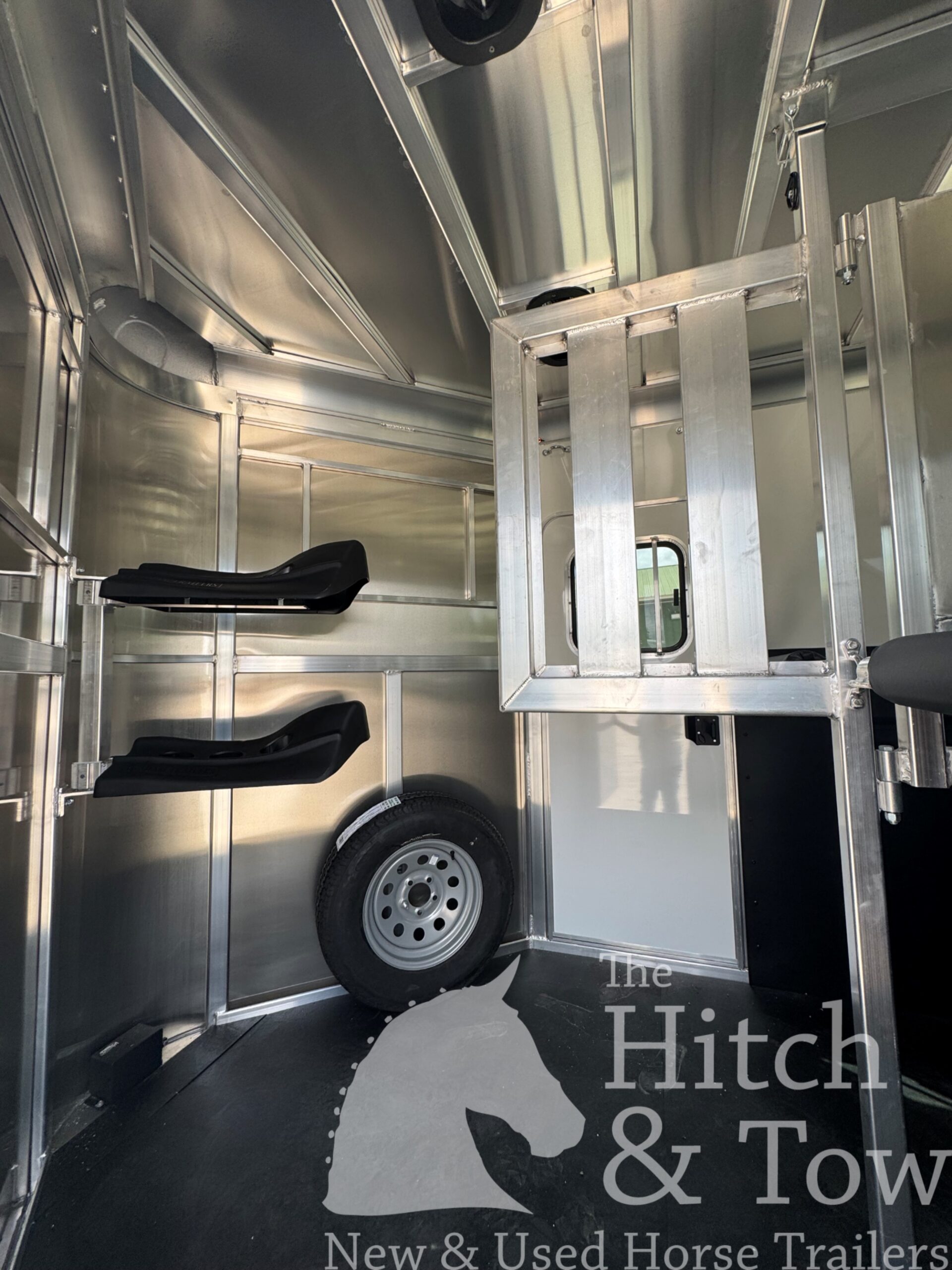 2026 ADAM JULITE 2 HORSE BUMPER PULL NO DRESSING ROOM $15,900