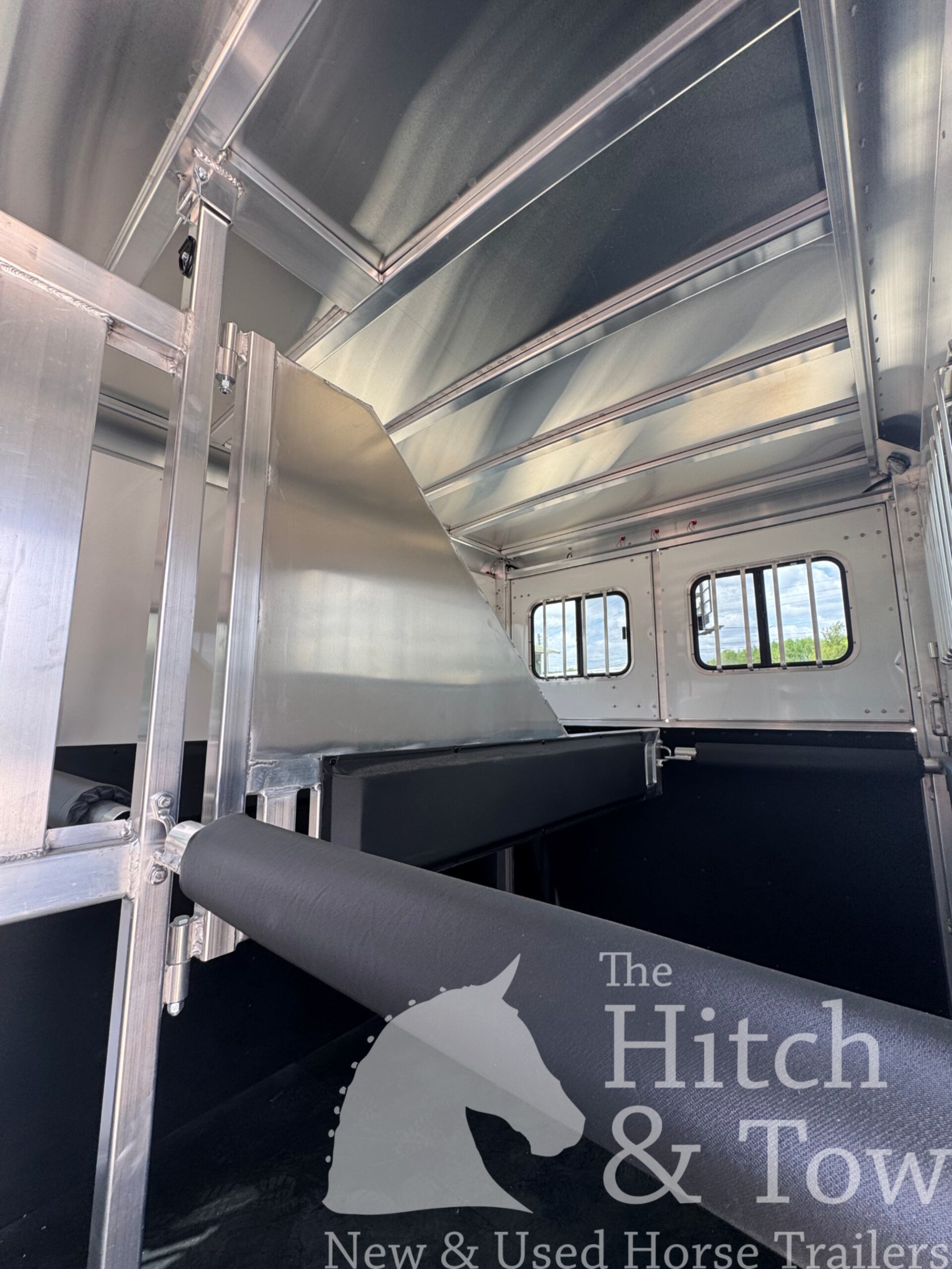 2026 ADAM JULITE 2 HORSE BUMPER PULL NO DRESSING ROOM $15,900