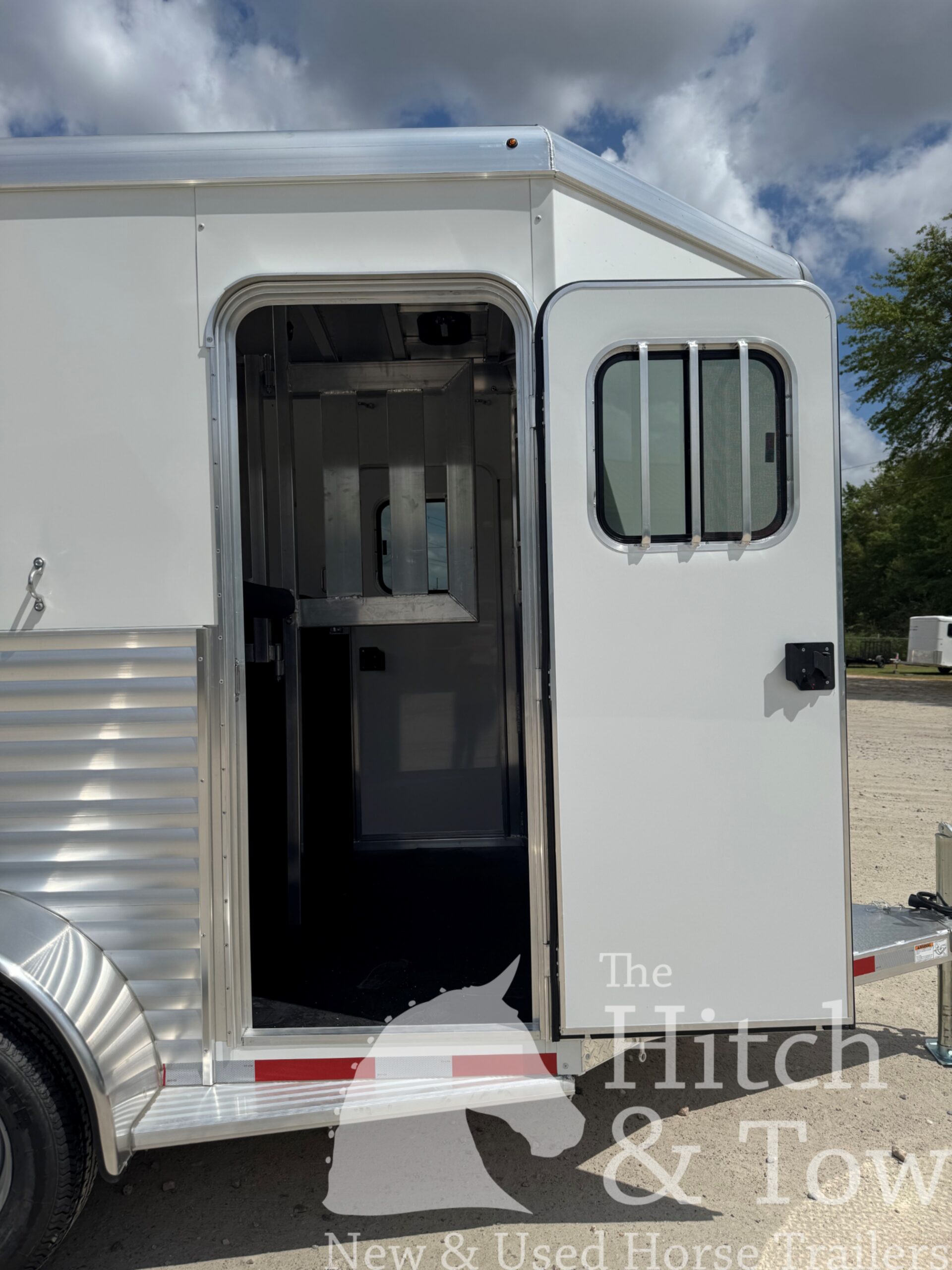 2026 ADAM JULITE 2 HORSE BUMPER PULL NO DRESSING ROOM $15,900