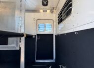 TOP OF THE LINE 2010 Eby 2 Horse Straight Load Bumper Pull $19,500