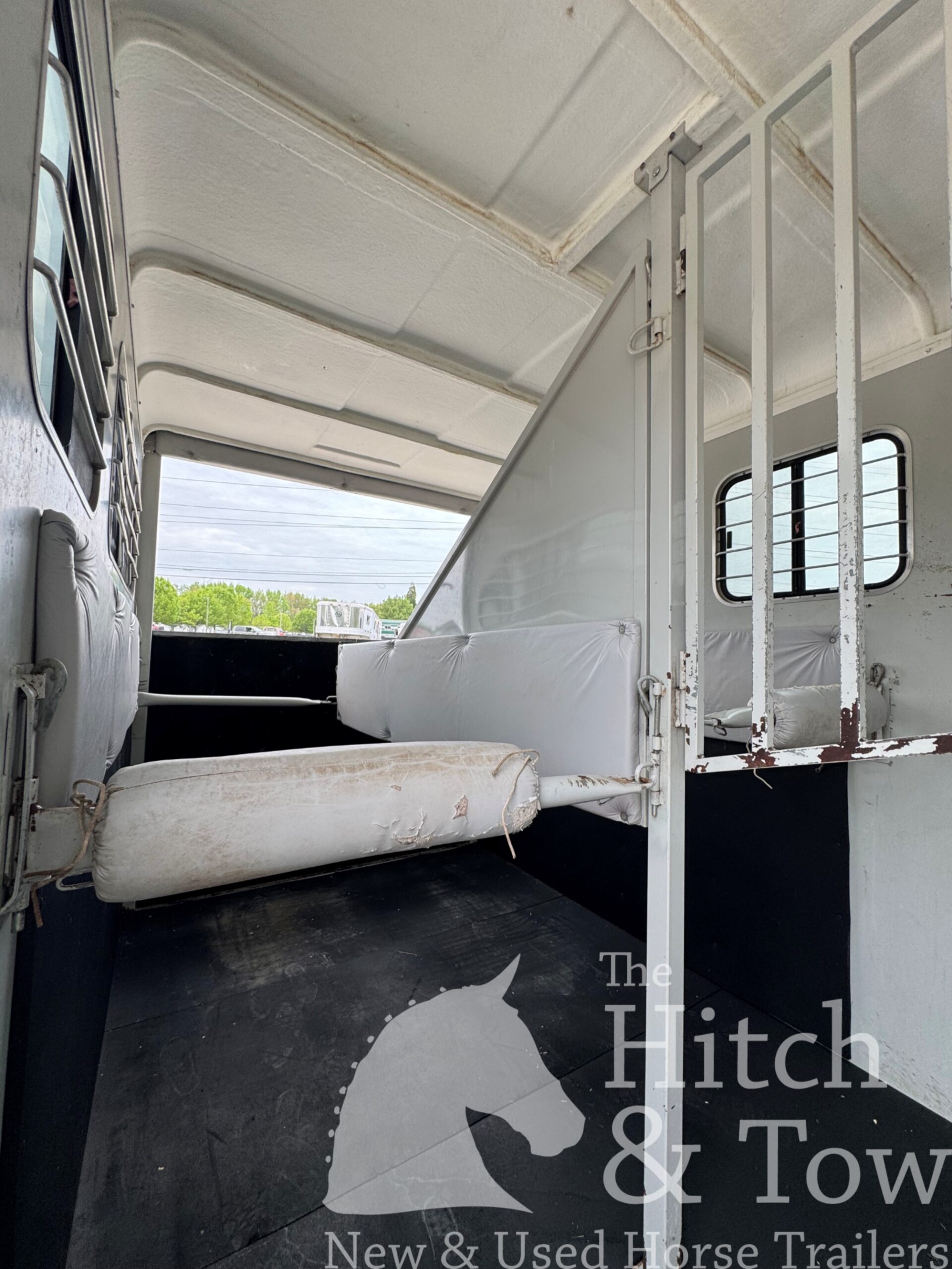 2006 EQUISPIRIT 2 HORSE GOOSENECK $11,900