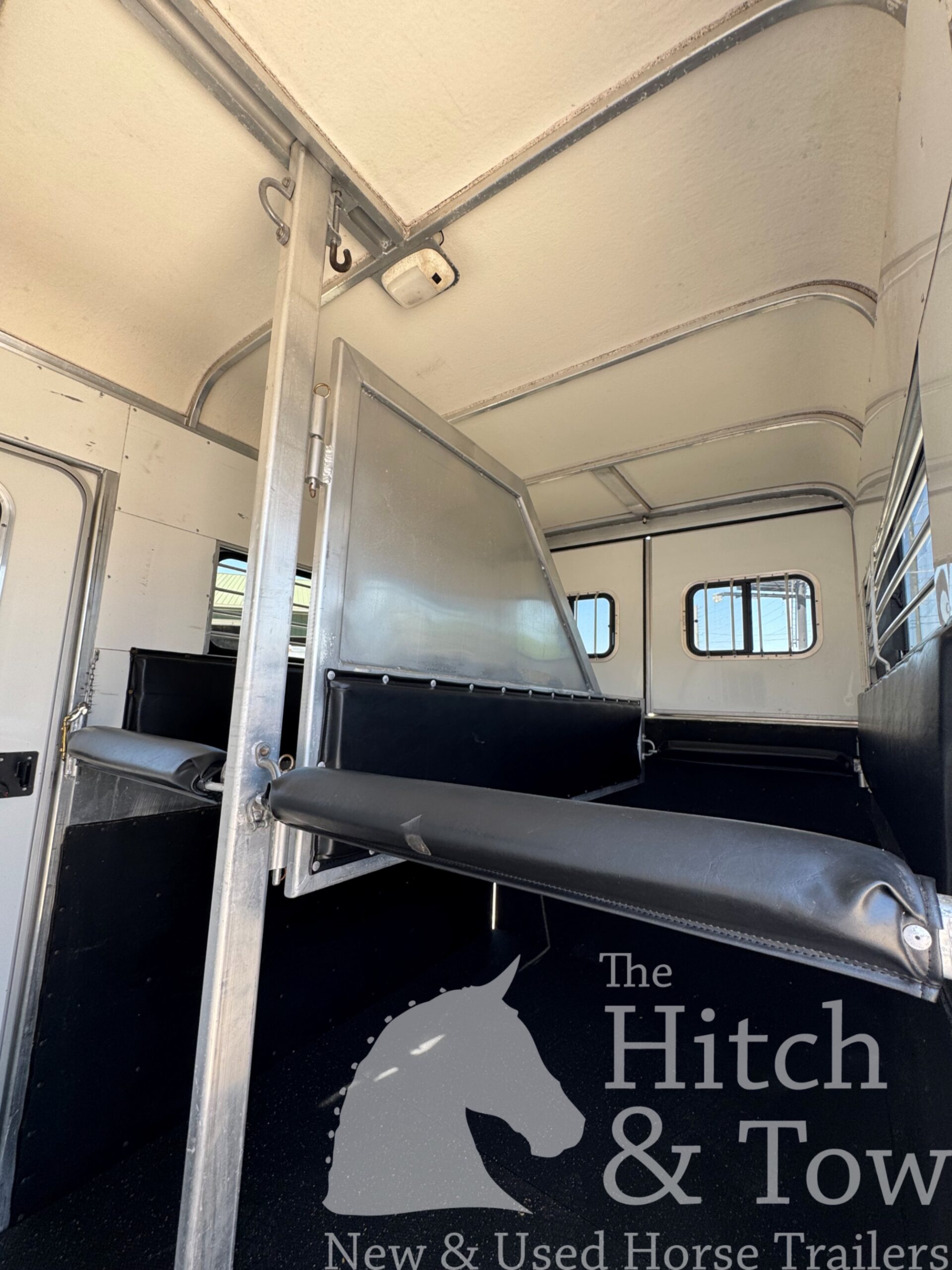 2014 GORE 2 HORSE BUMPER PULL $12,900