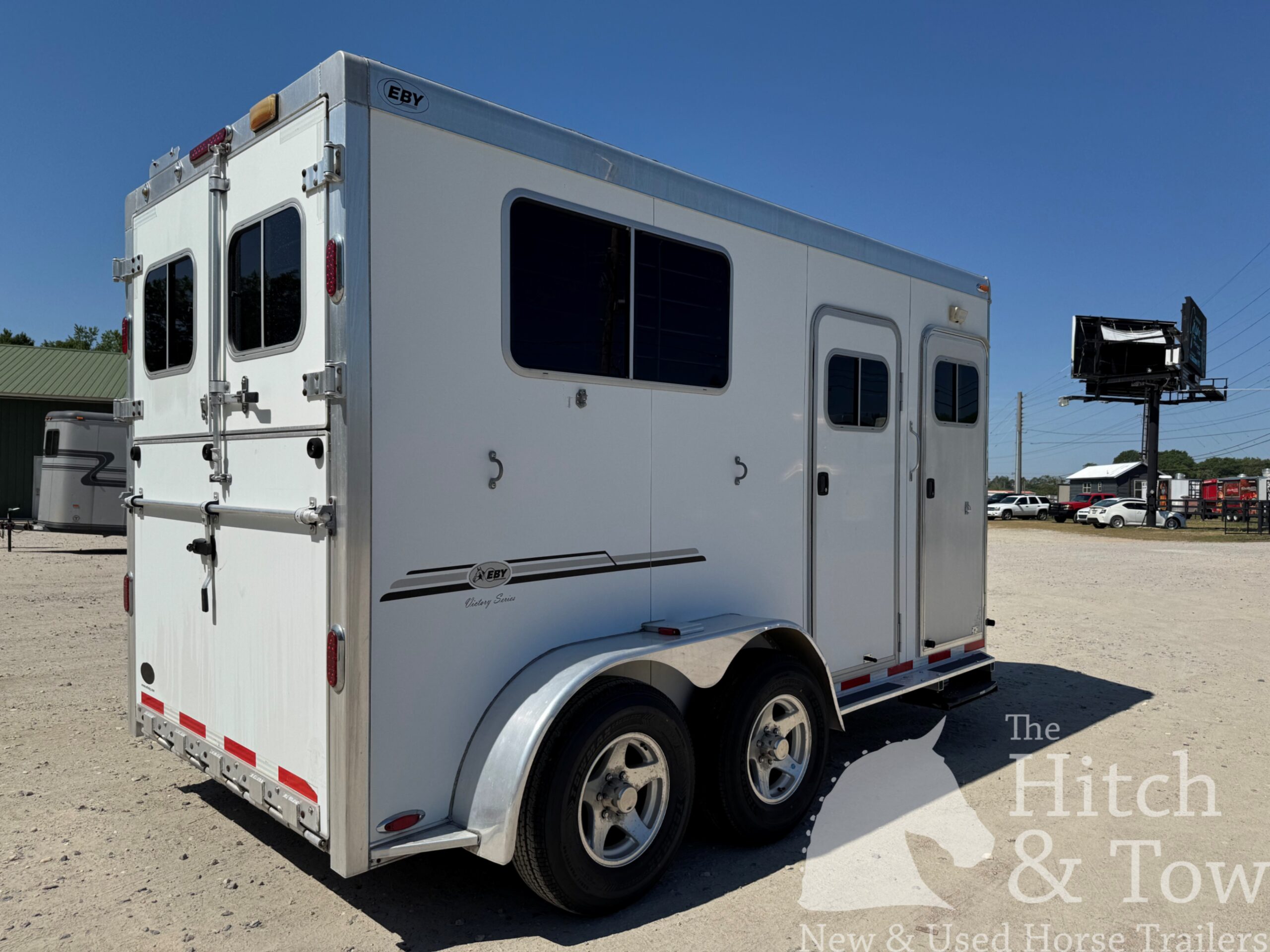 TOP OF THE LINE 2010 Eby 2 Horse Straight Load Bumper Pull $19,500