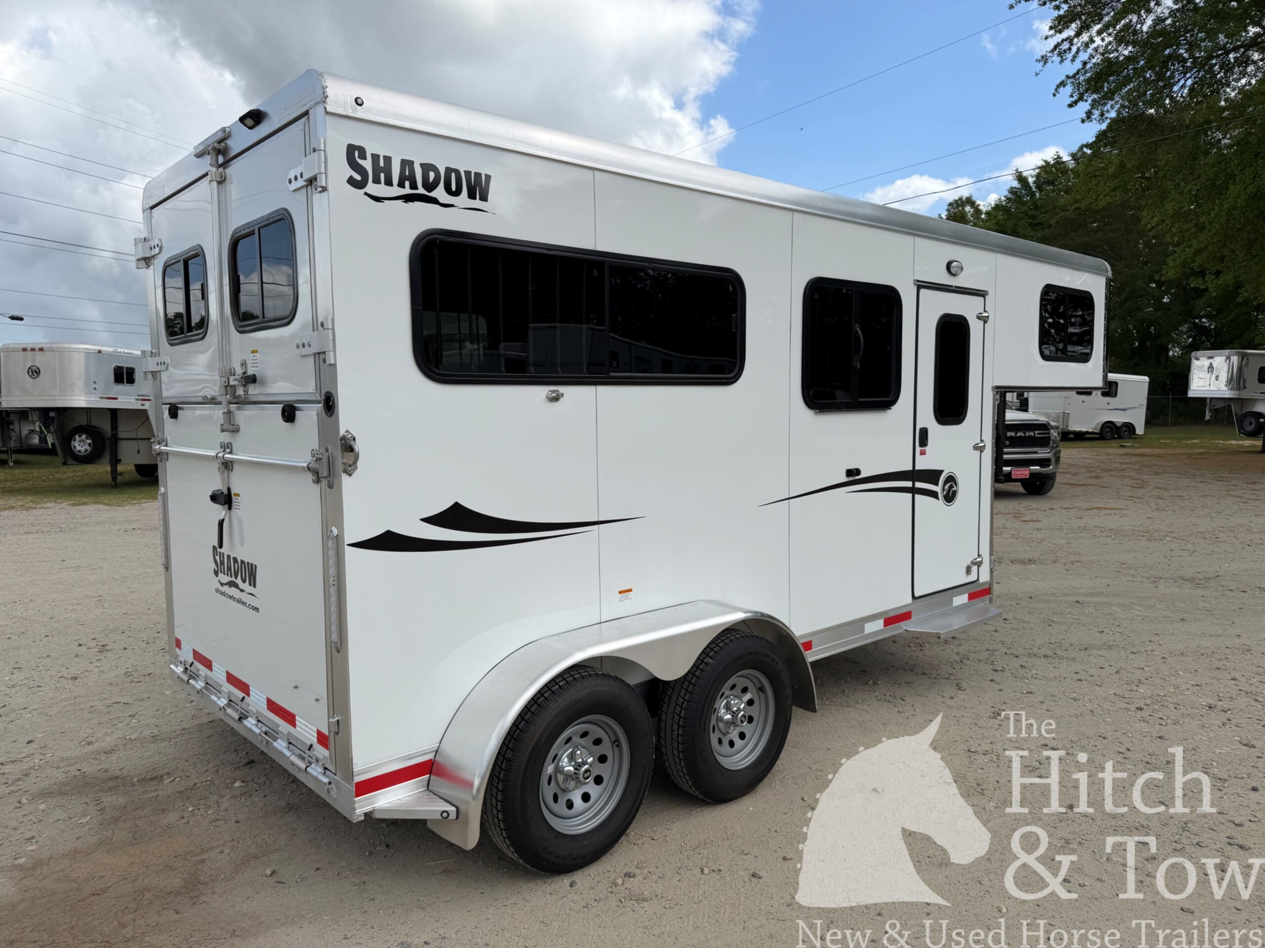 2026 SHADOW 2 HORSE GOOSENECK TRAILER $25,500