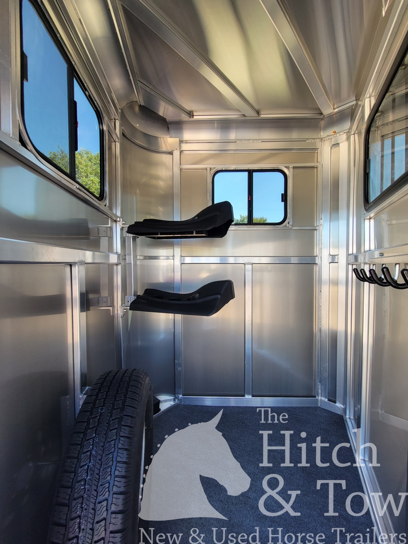 2026 ADAM JULITE 2 HORSE BUMPER PULL W/ SIDE RAMP $20,500