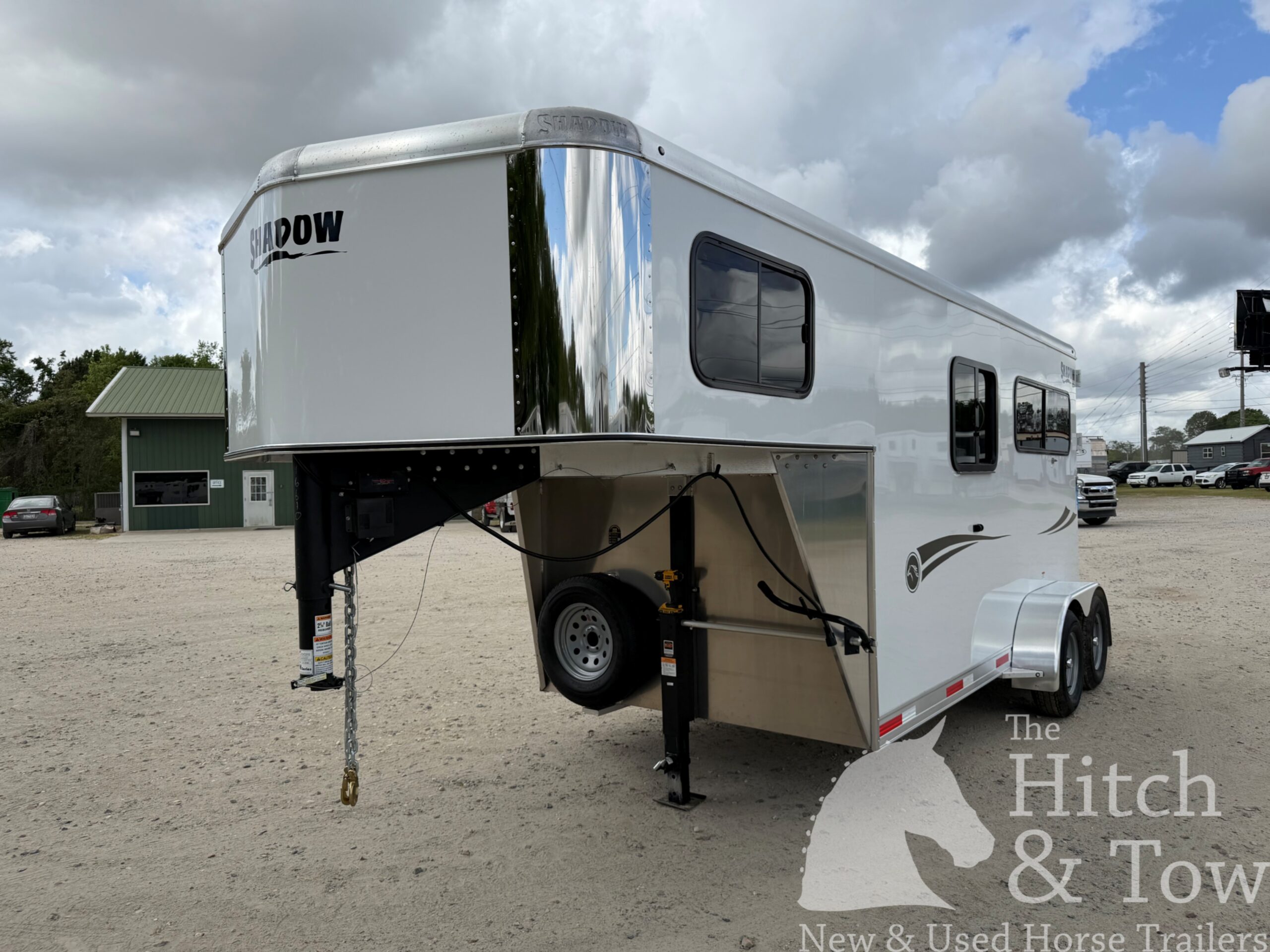 2026 SHADOW 2 HORSE GOOSENECK TRAILER $25,500