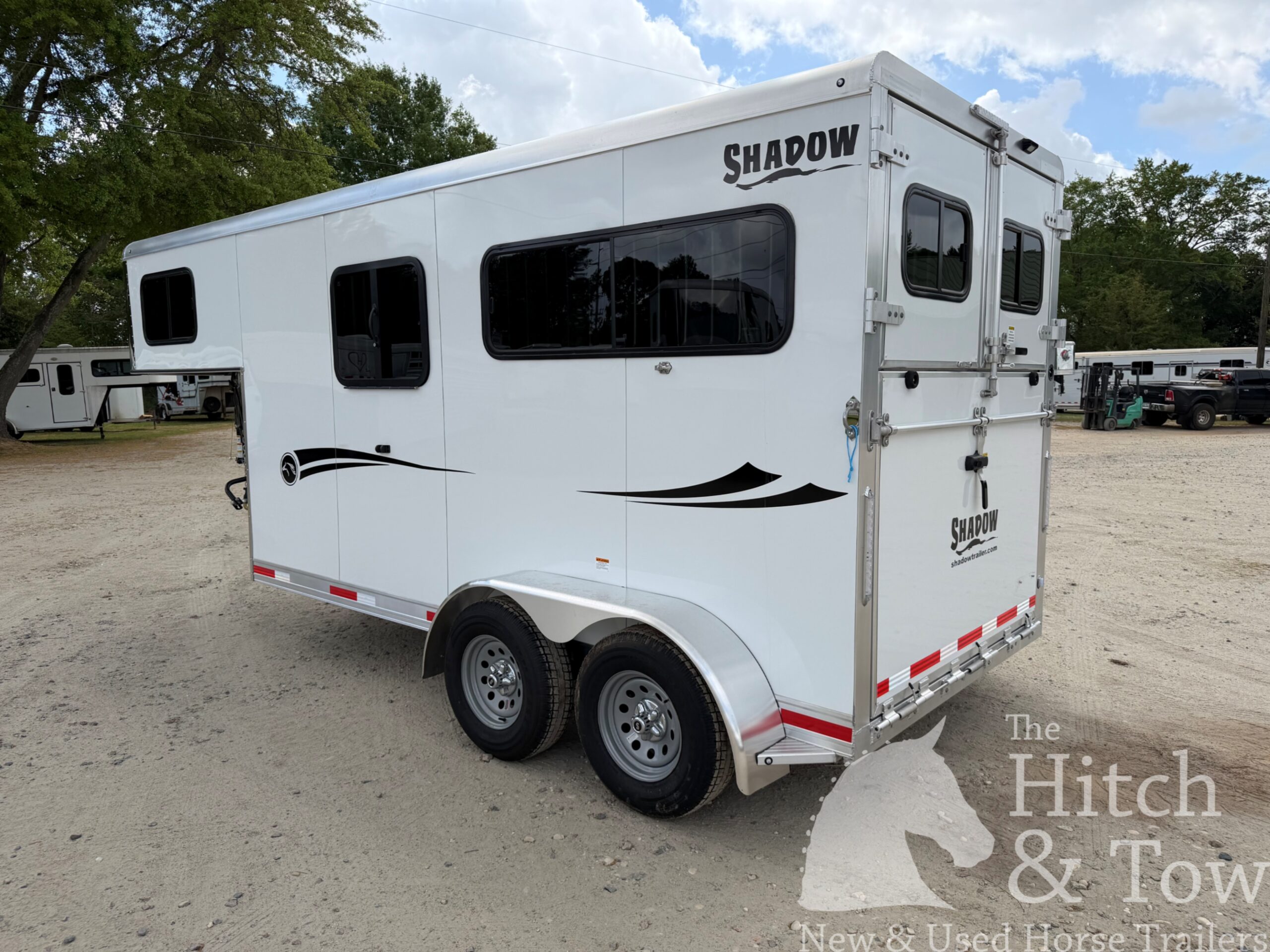 2026 SHADOW 2 HORSE GOOSENECK TRAILER $25,500