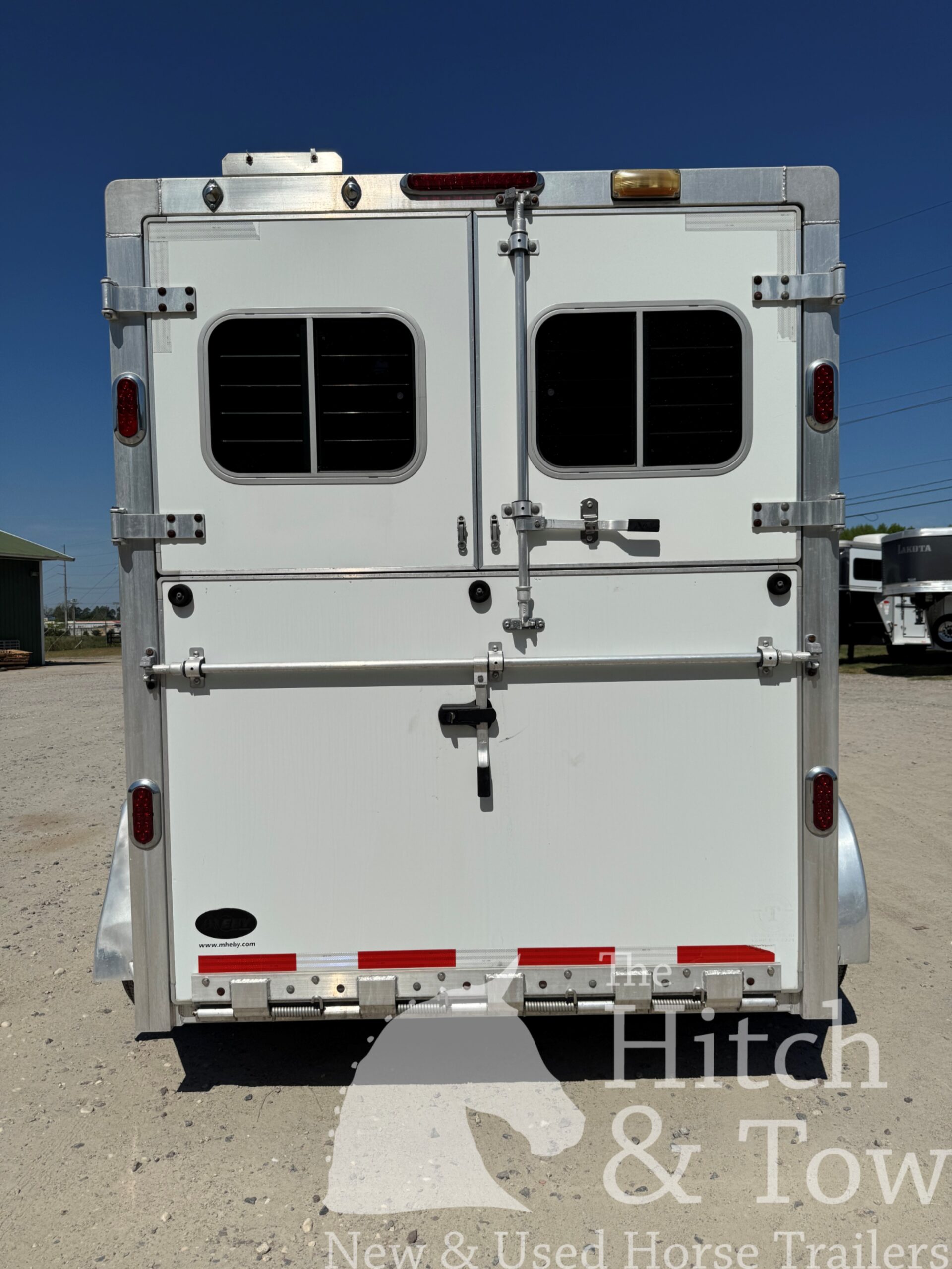 TOP OF THE LINE 2010 Eby 2 Horse Straight Load Bumper Pull $19,500