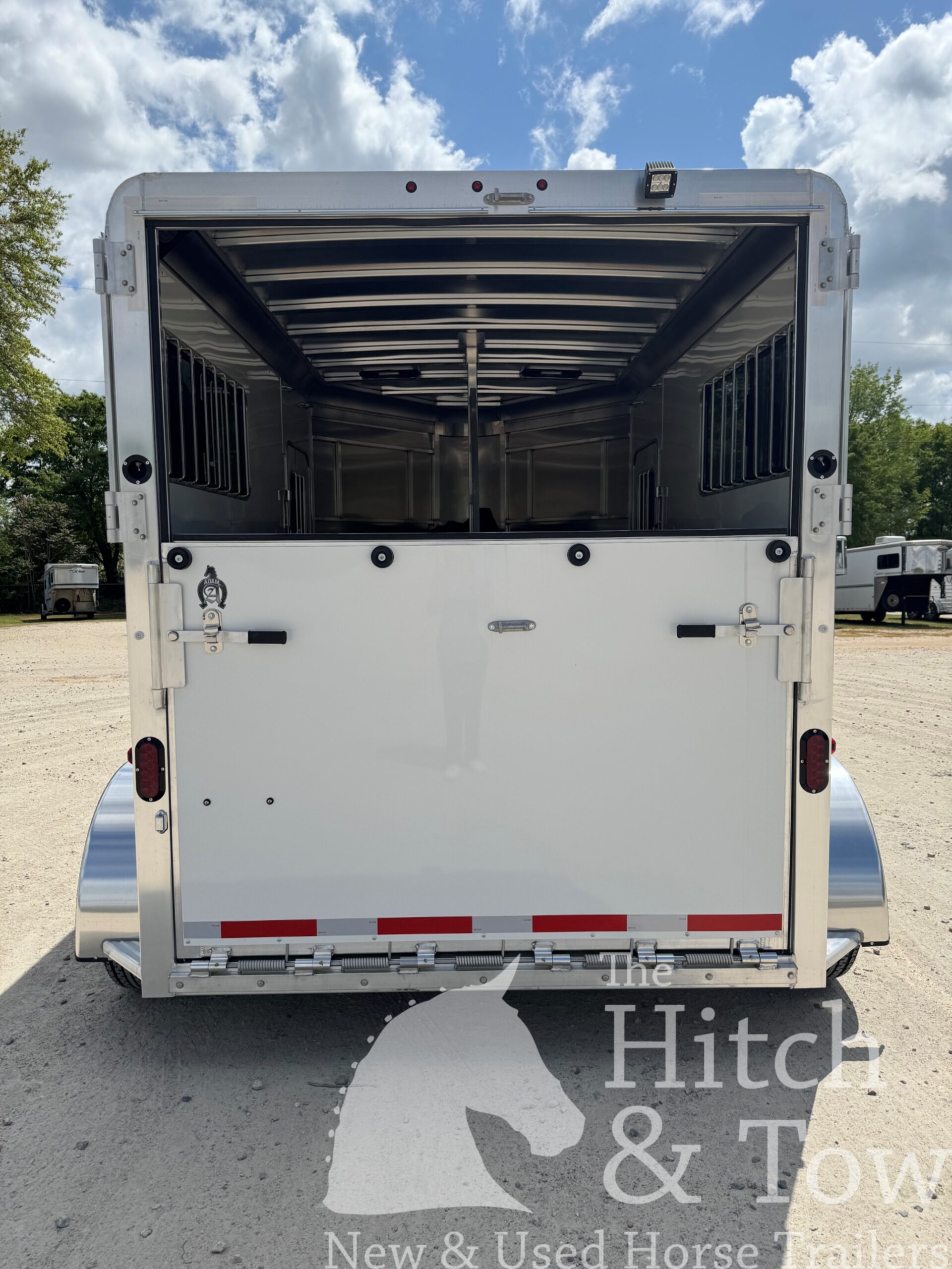 2026 ADAM JULITE 2 HORSE BUMPER PULL NO DRESSING ROOM $15,900