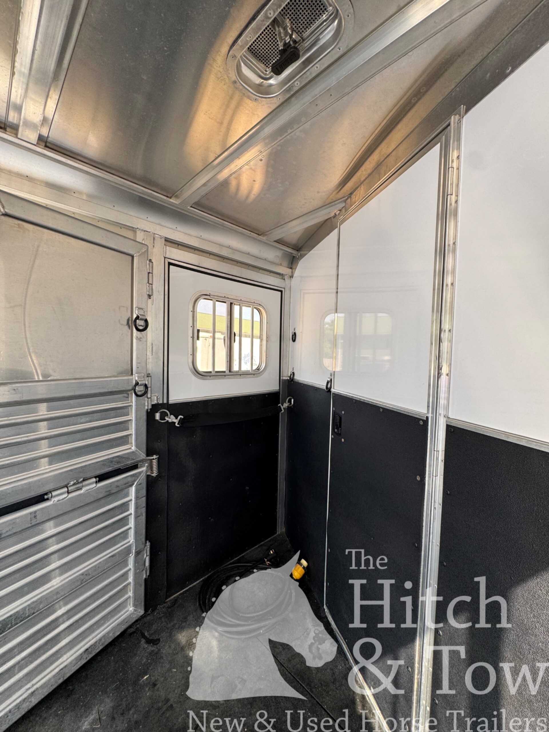 2013 FEATHERLITE 3 HORSE W/ WEEKENDER! $22,500