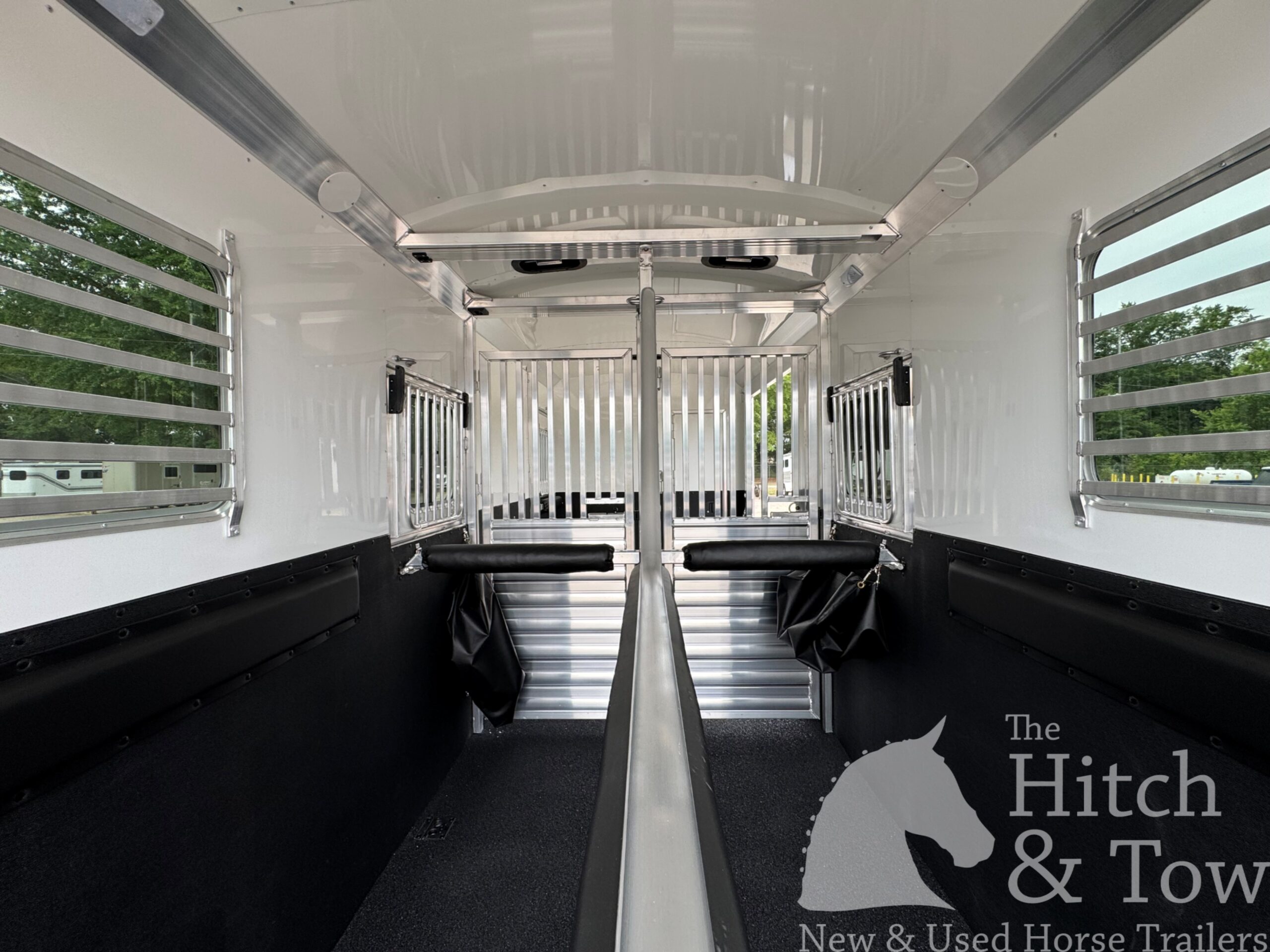 2027 4 STAR 2+1 W/ ROLLING DIVIDER, WERM, 5′ DRESSING ROOM & MORE!! $66,900