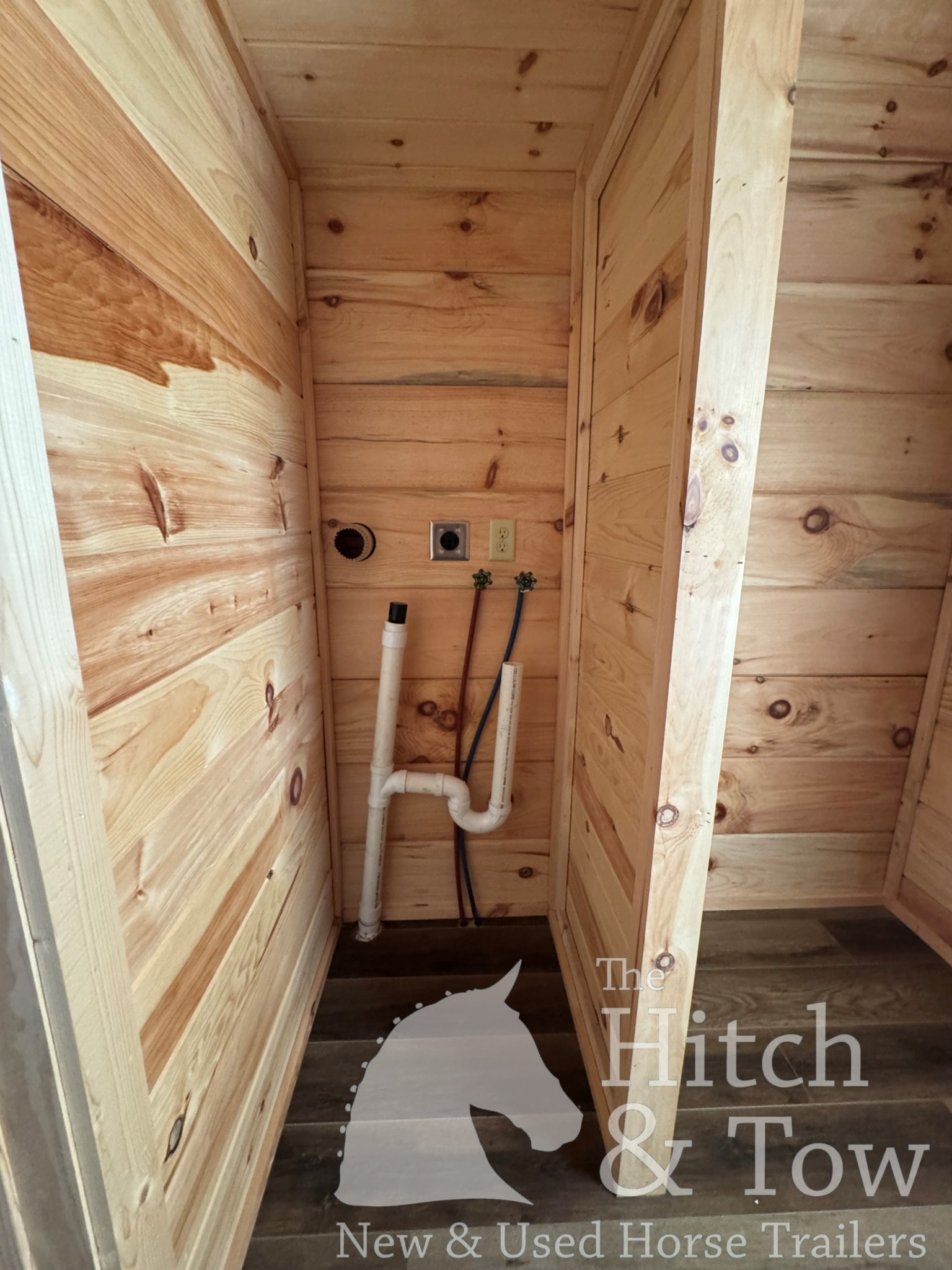 TWO BEDROOM RESORT BLUECHIP CABIN $89,900